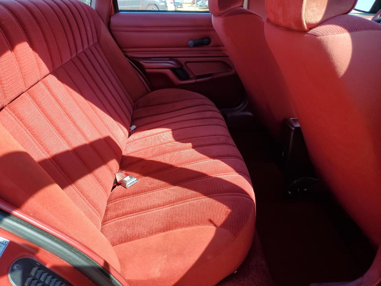 1989 Ford Tempo Gl Maroon vin: 1FAPP36X2KK220947