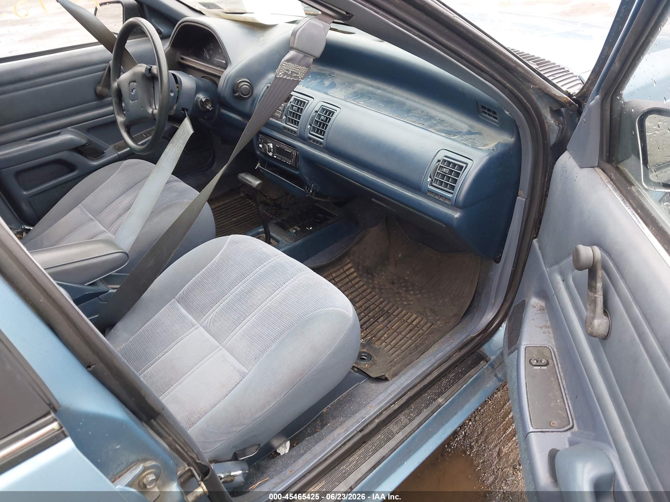 1991 Ford Tempo Gl Blue vin: 1FAPP36X8MK116675