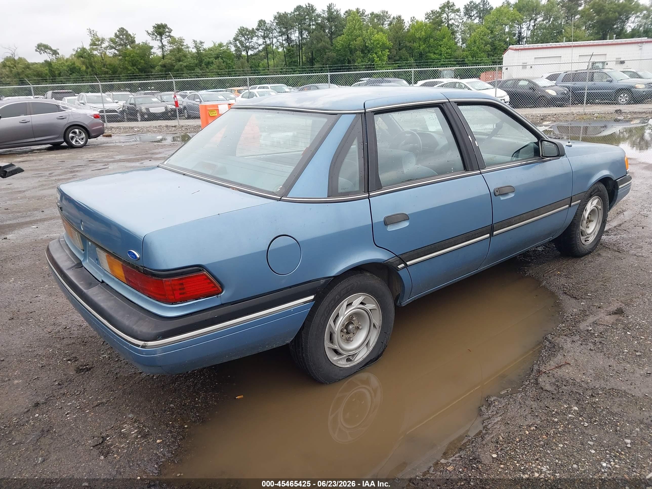 1991 Ford Tempo Gl Blue vin: 1FAPP36X8MK116675