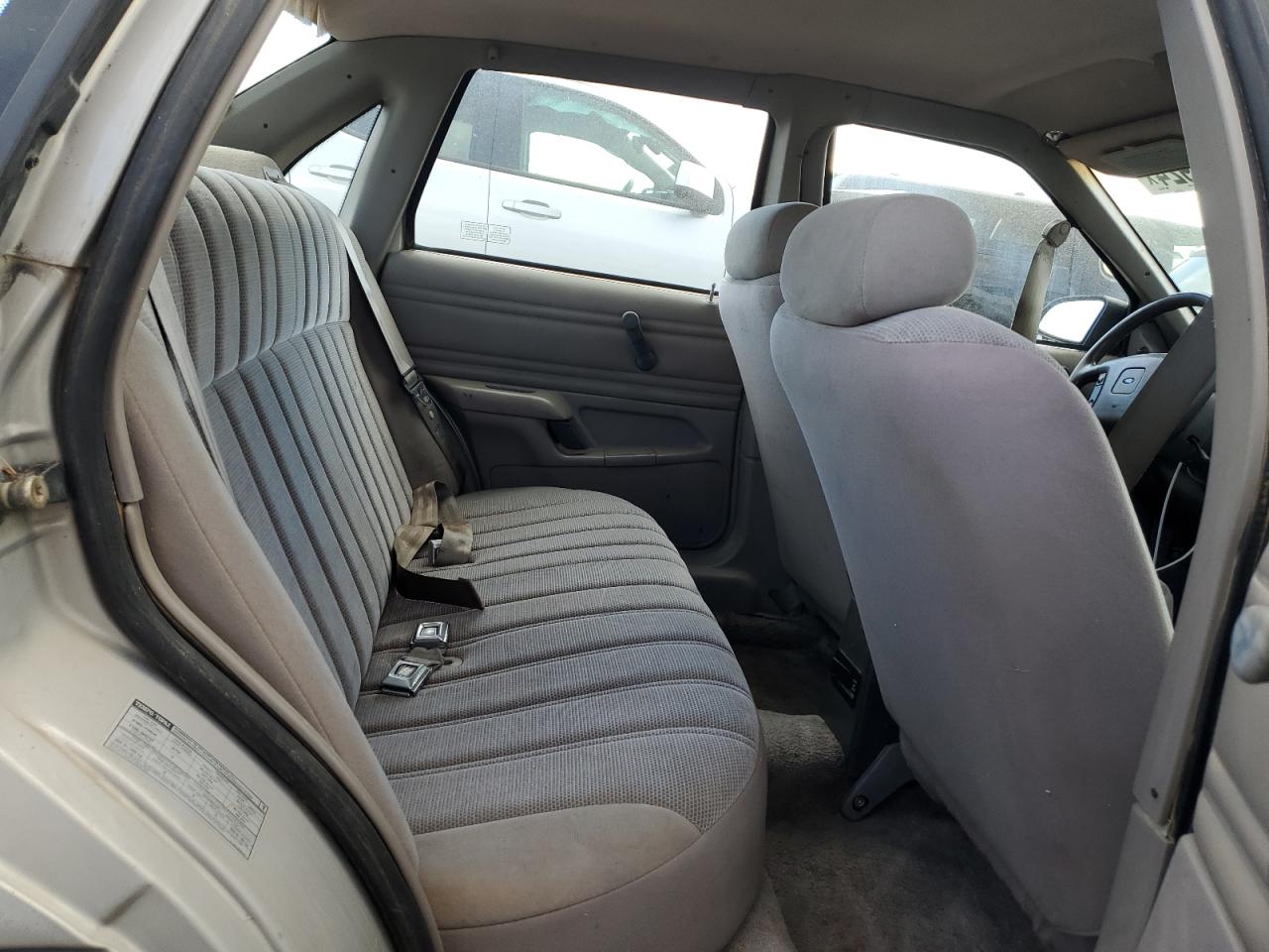 1991 Ford Tempo Gl Silver vin: 1FAPP36X8MK202729