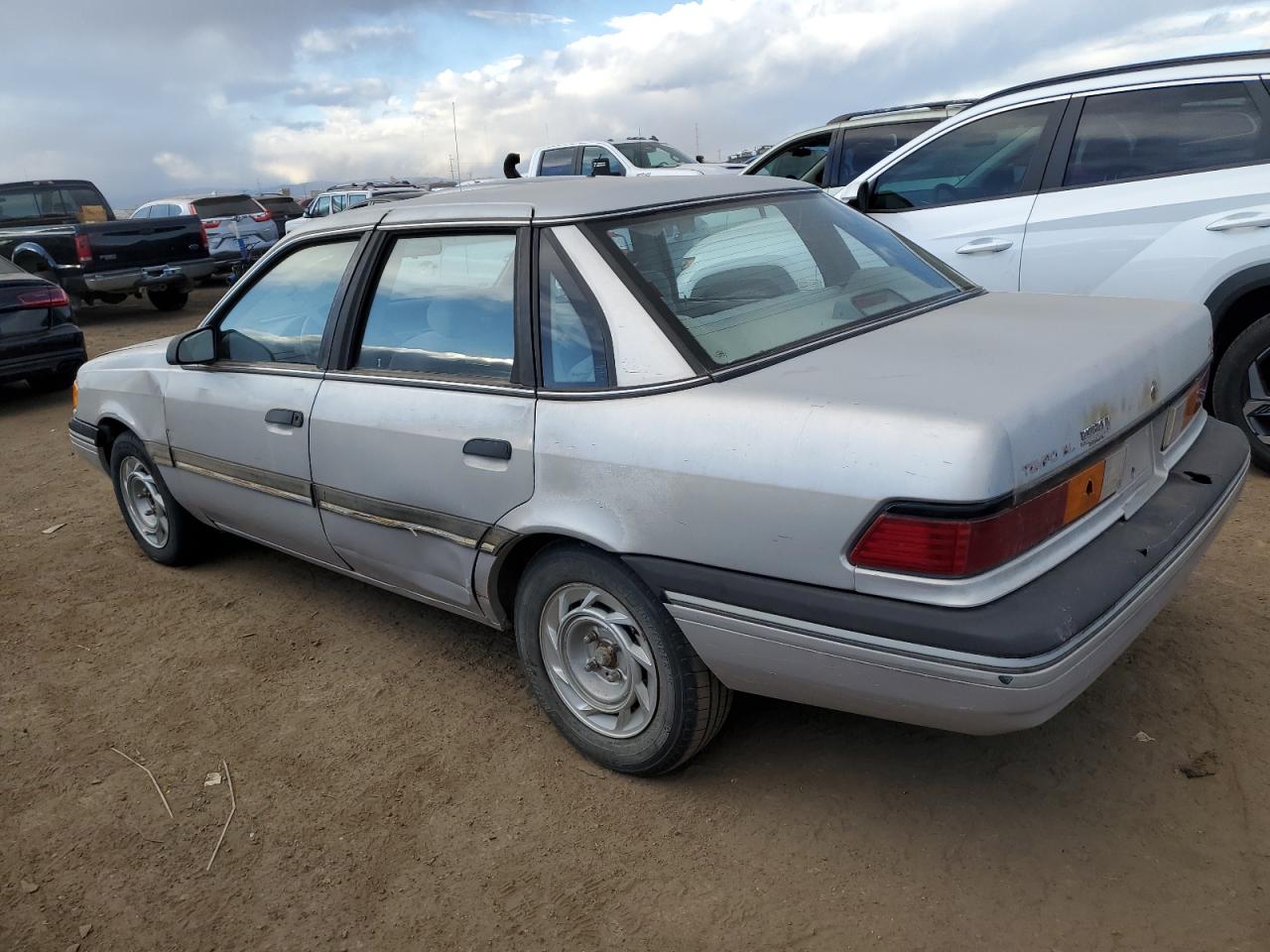 1991 Ford Tempo Gl Silver vin: 1FAPP36X8MK202729