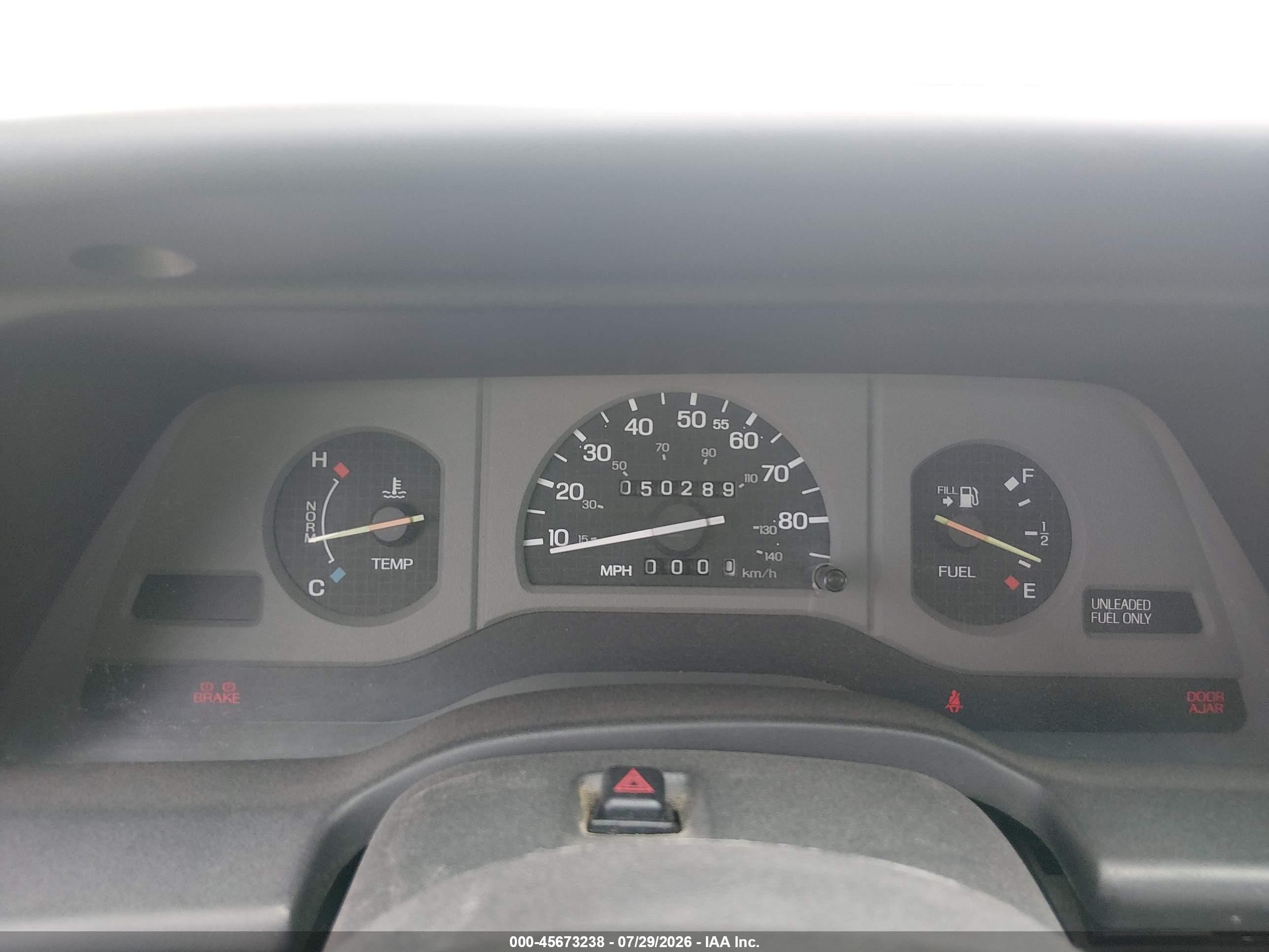 1992 Ford Thunderbird   Red vin: 1FAPP6040NH156280