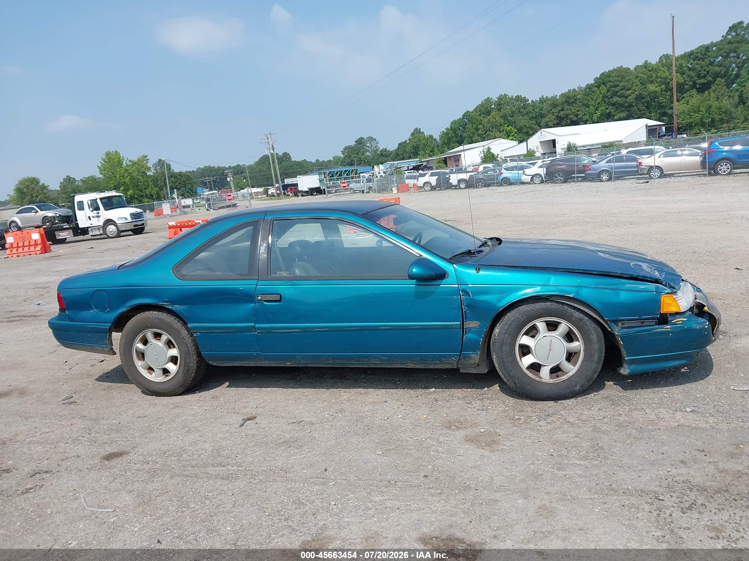 1993 Ford Thunderbird Lx Green vin: 1FAPP6241PH127855