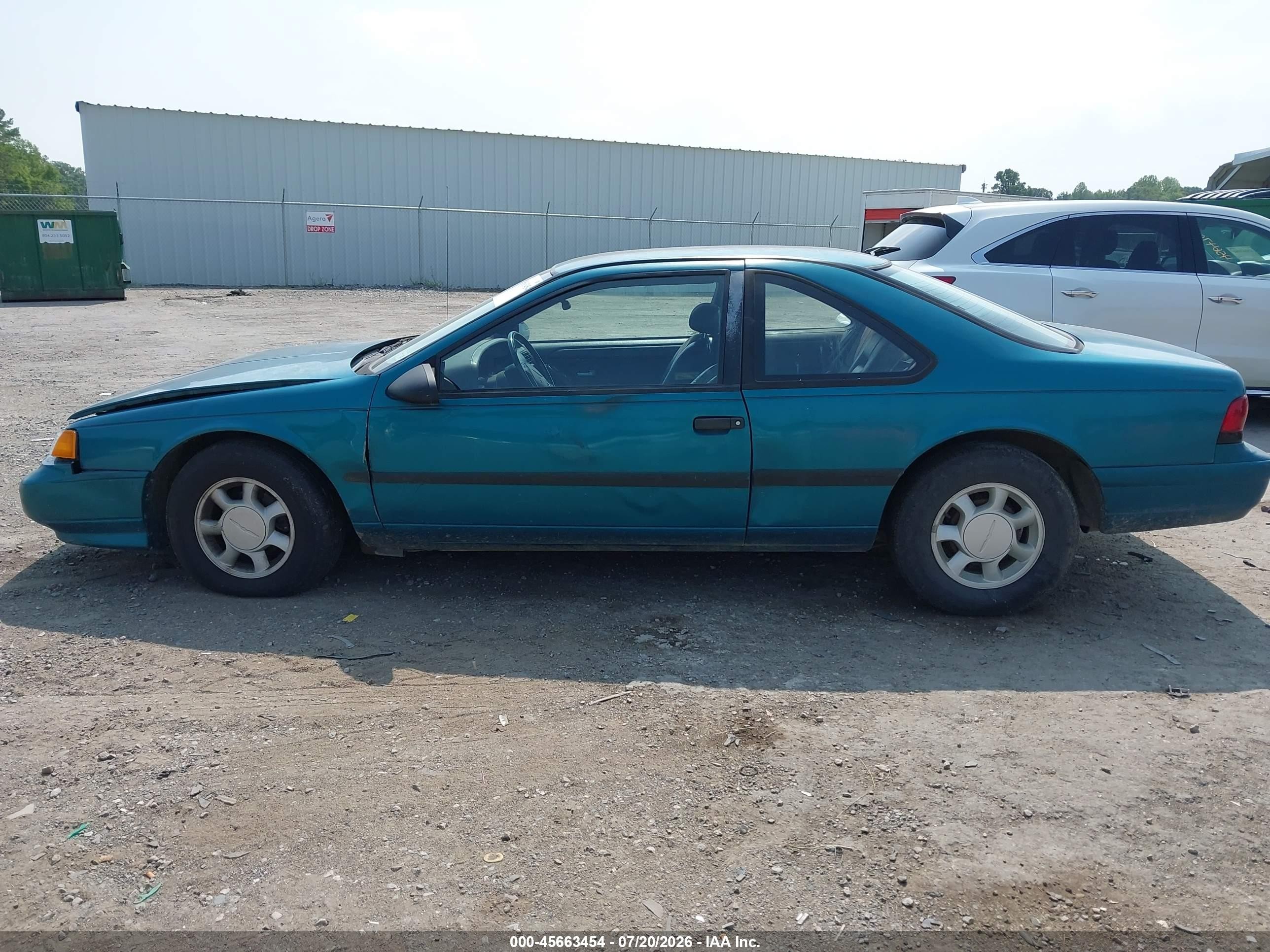 1993 Ford Thunderbird Lx Green vin: 1FAPP6241PH127855