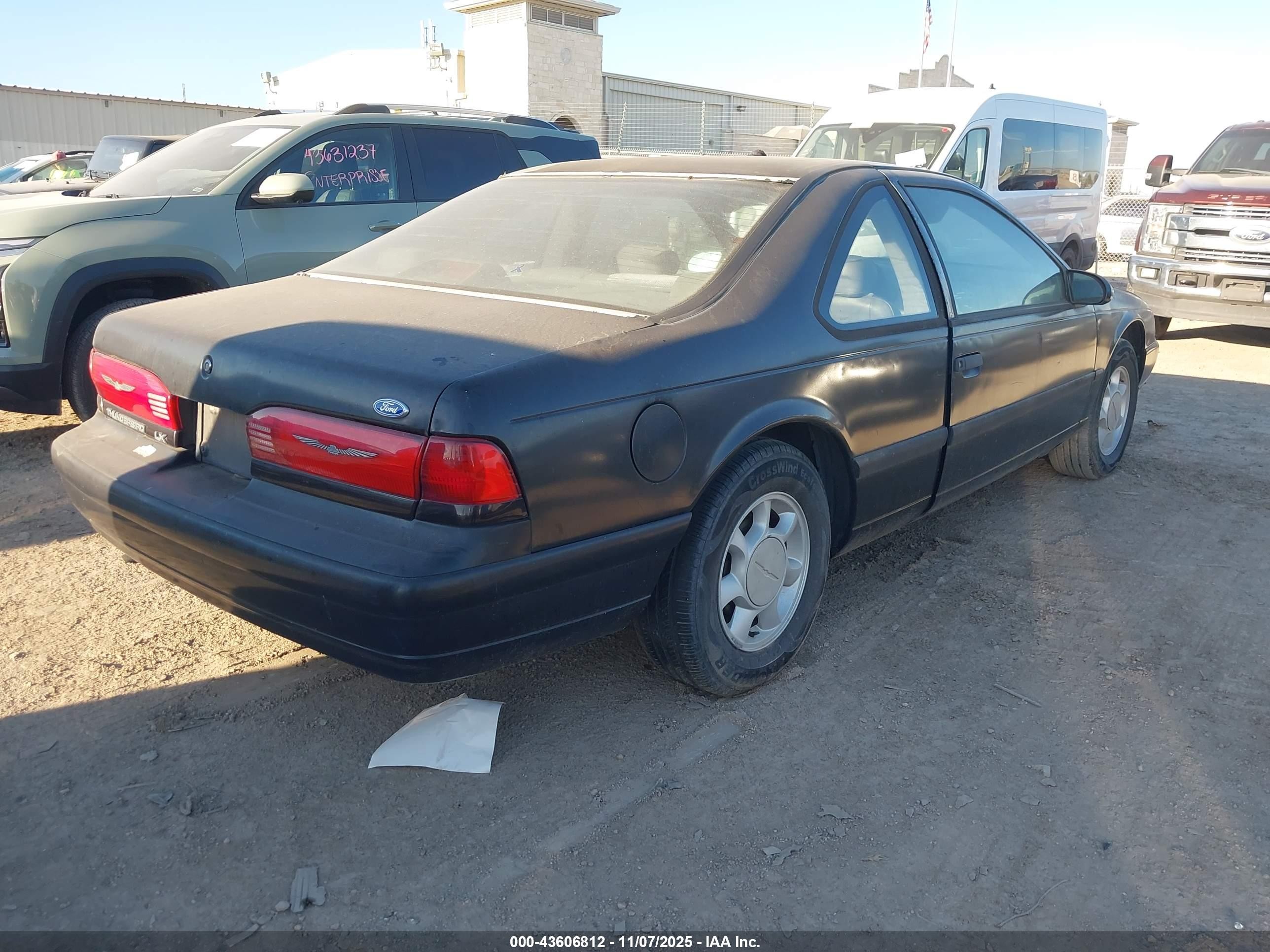 1993 Ford Thunderbird Lx Black vin: 1FAPP6241PH223095
