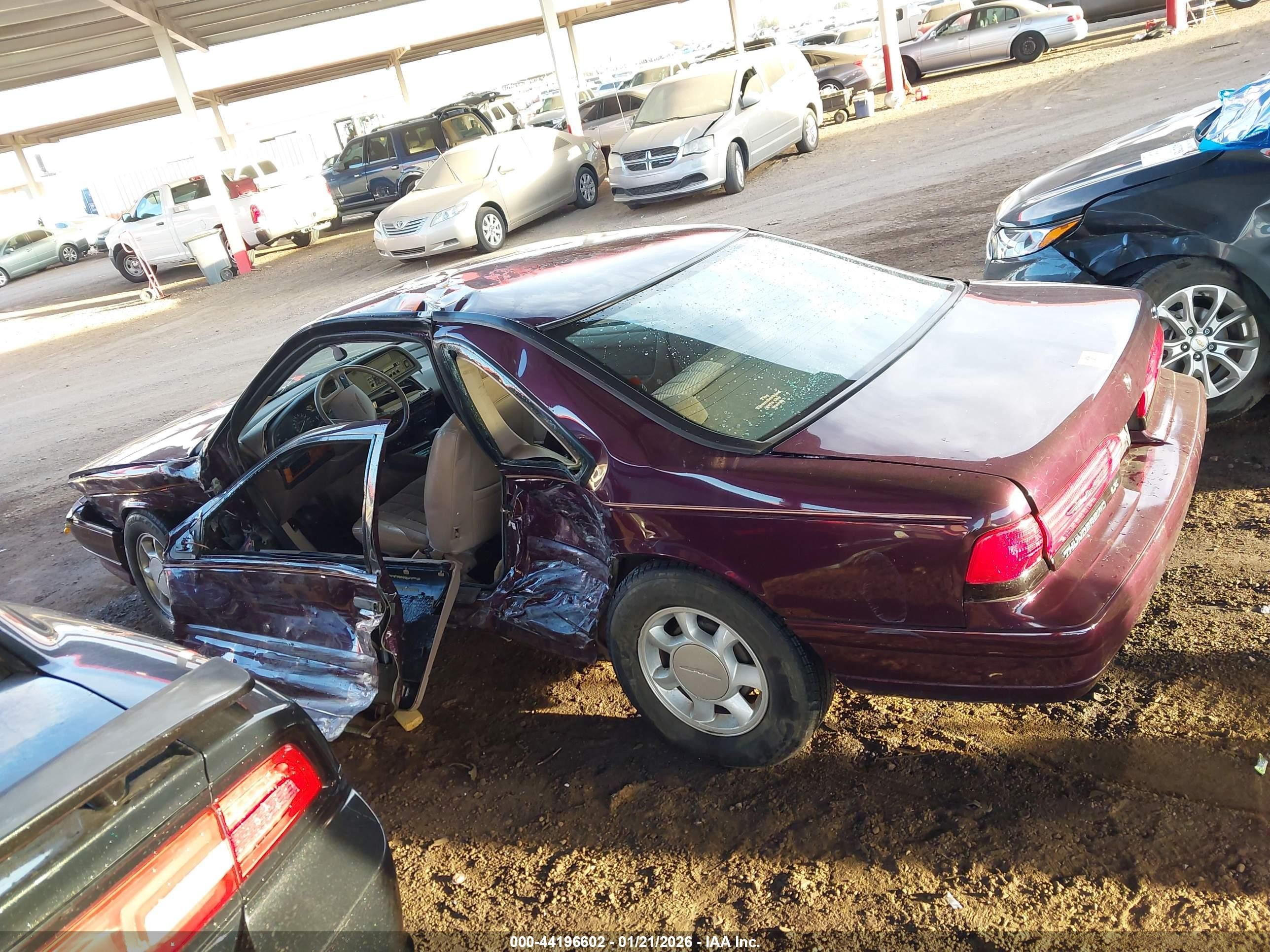 1993 Ford Thunderbird Lx Maroon vin: 1FAPP6244PH154371