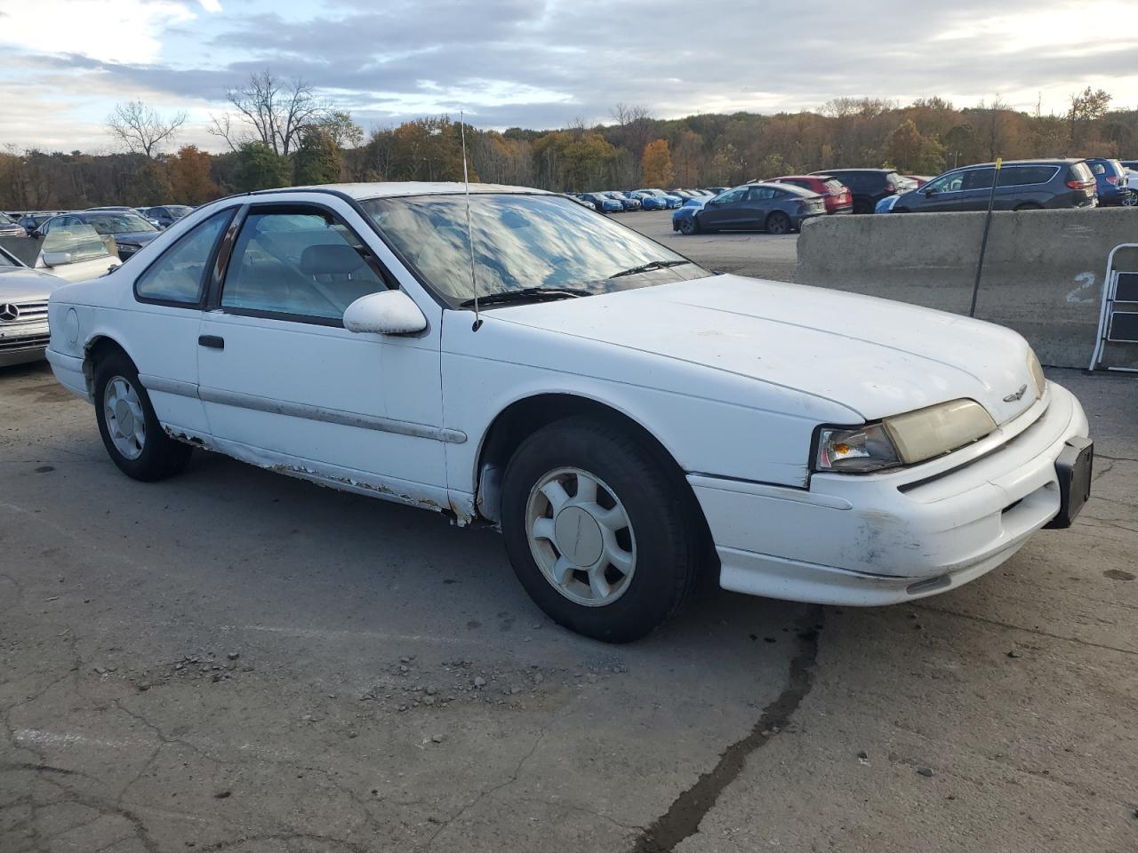 1992 Ford Thunderbird Lx White vin: 1FAPP6246PH137748