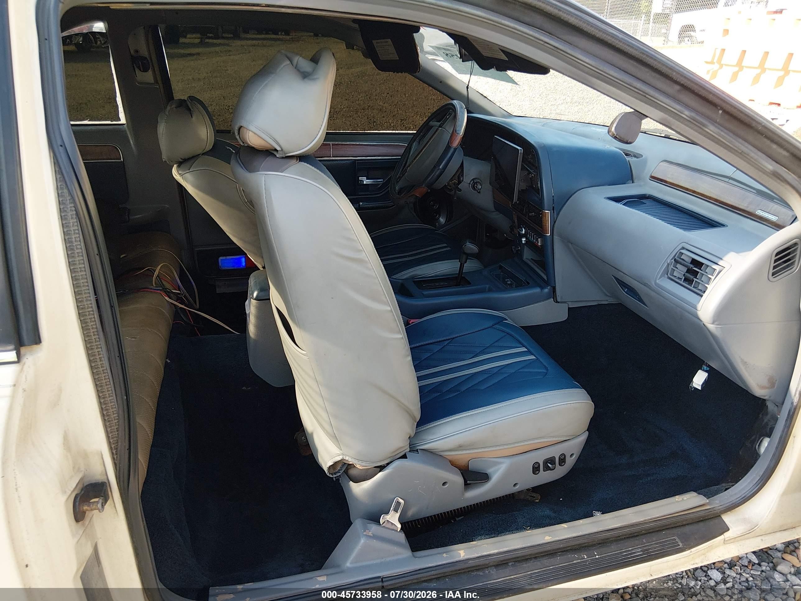 1989 Ford Thunderbird Lx White vin: 1FAPP624XKH108455