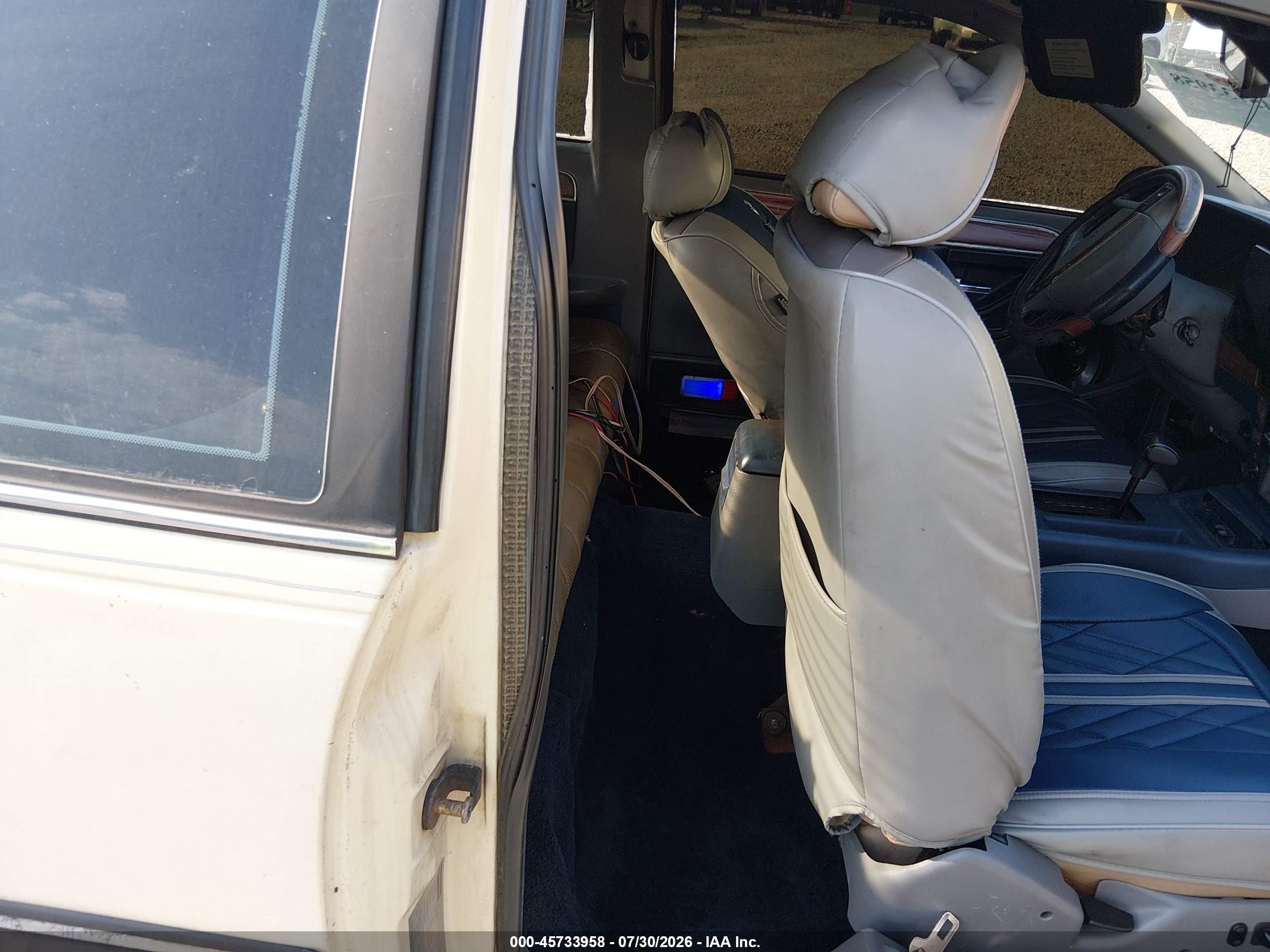 1989 Ford Thunderbird Lx White vin: 1FAPP624XKH108455