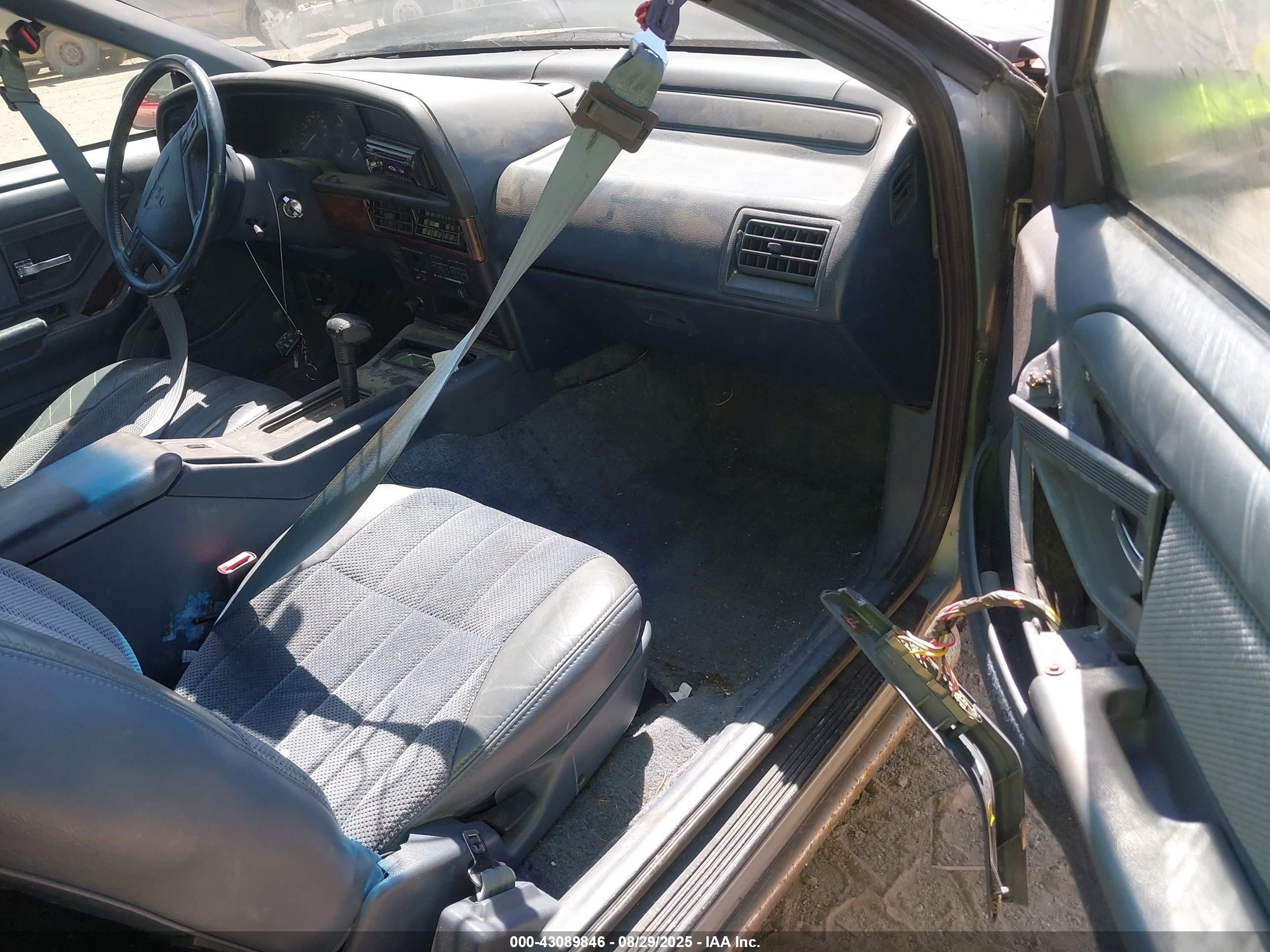 1993 Ford Thunderbird Lx Черный vin: 1FAPP62T4PH197406