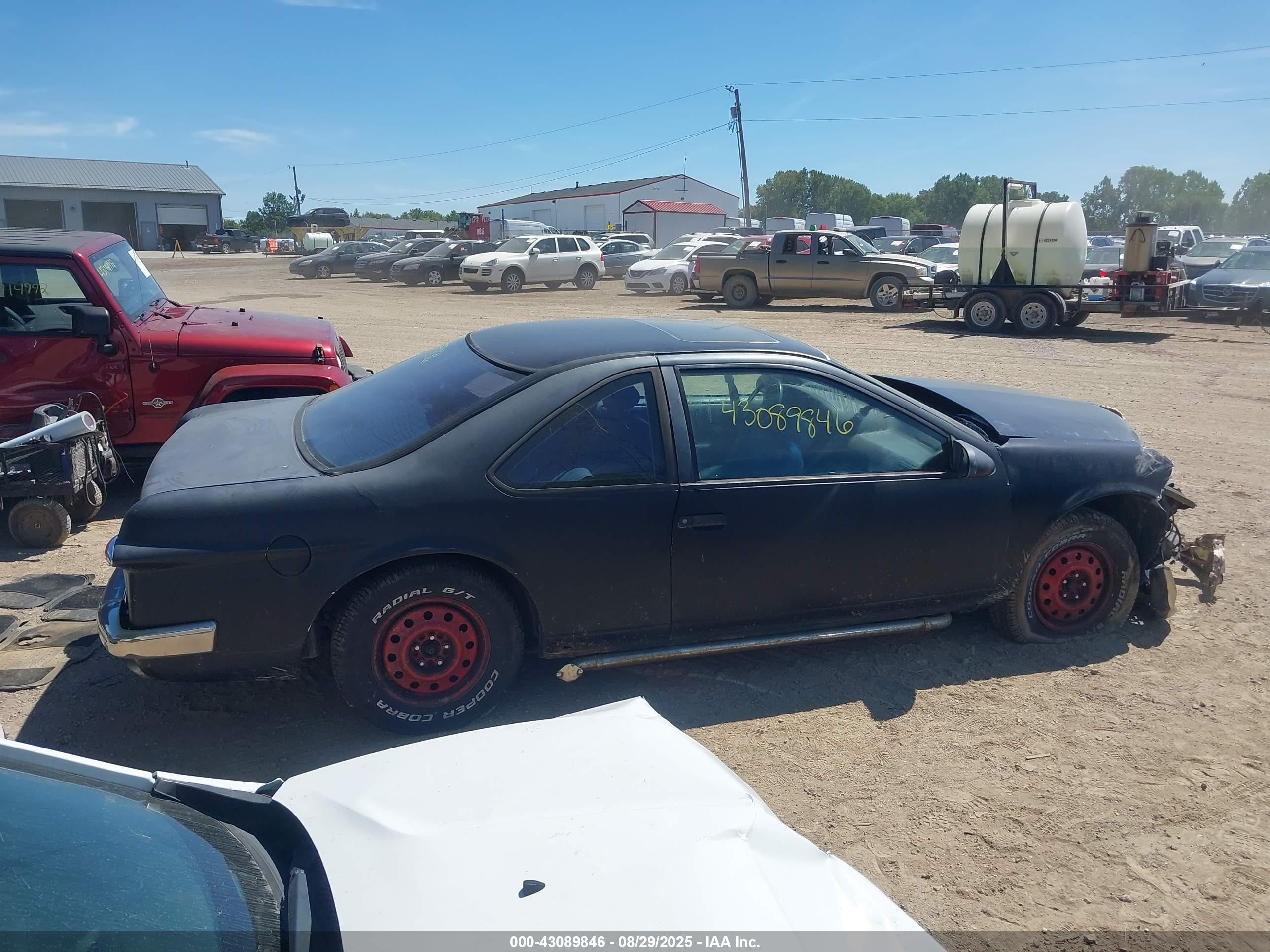 1993 Ford Thunderbird Lx Черный vin: 1FAPP62T4PH197406