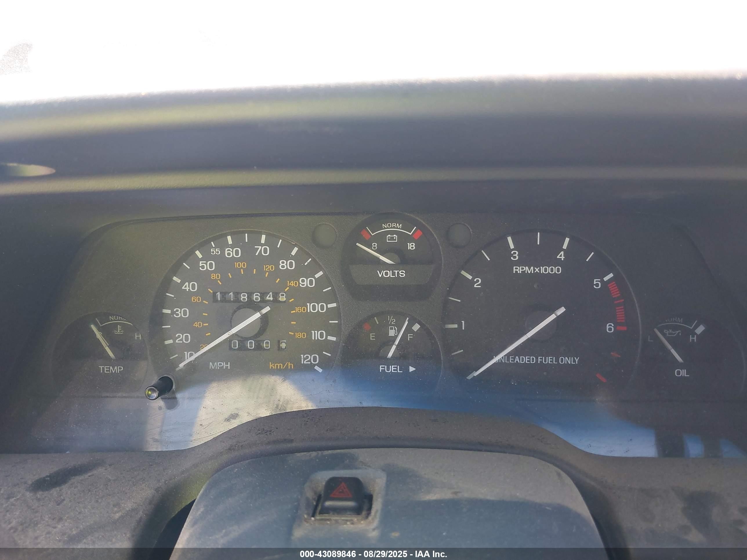 1993 Ford Thunderbird Lx Черный vin: 1FAPP62T4PH197406
