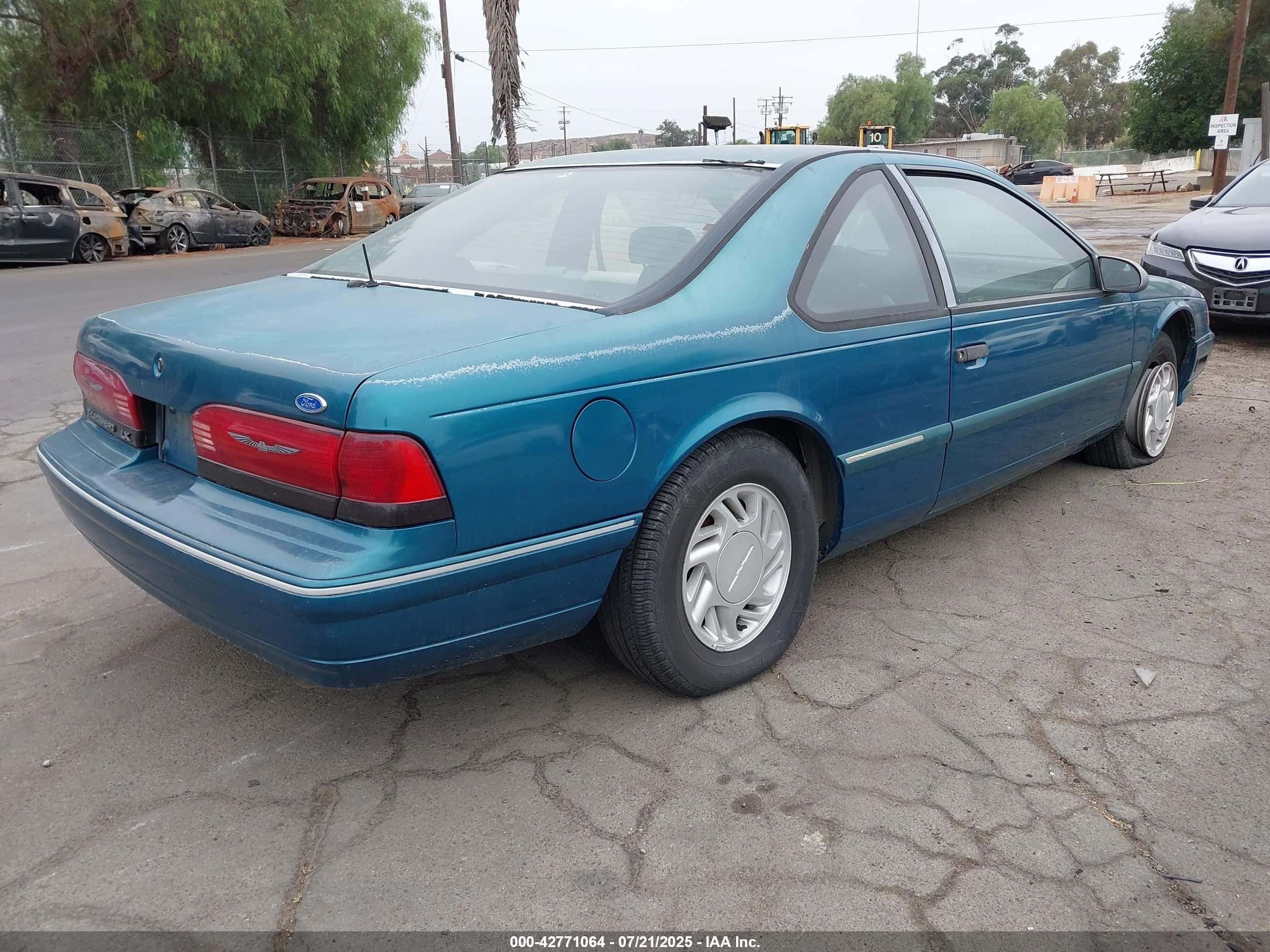 1992 Ford Thunderbird Lx Blue vin: 1FAPP62T7NH130487