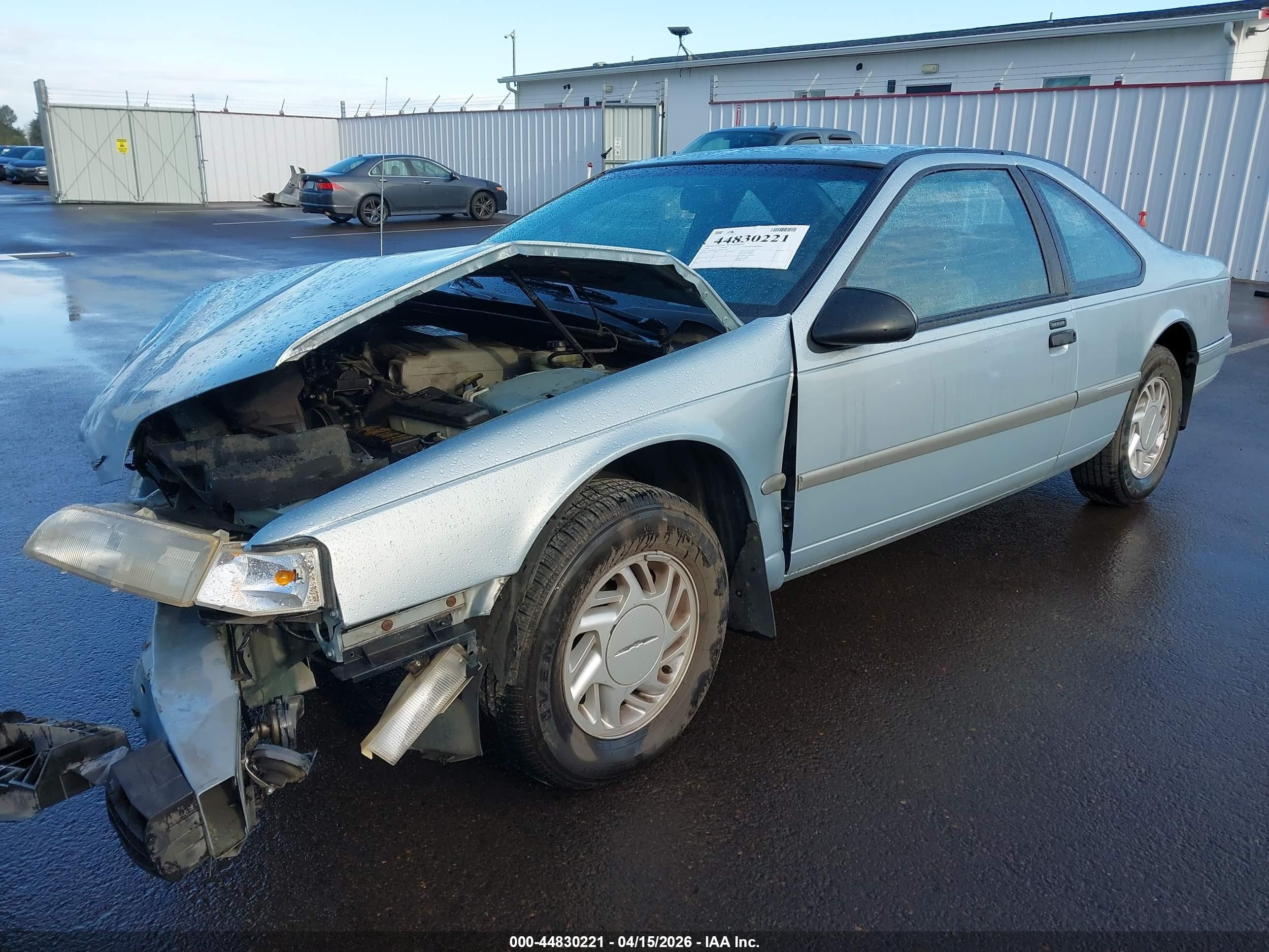 1992 Ford Thunderbird Lx Light Blue vin: 1FAPP62TXNH157389