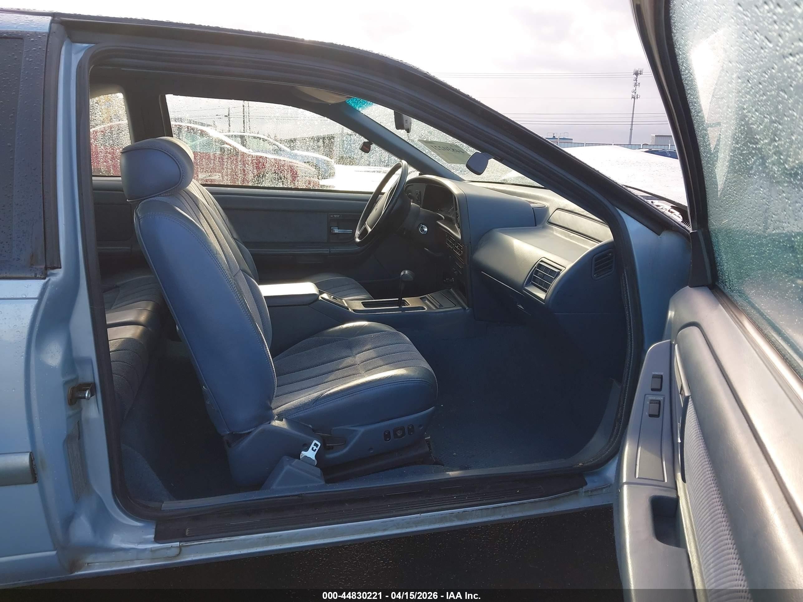 1992 Ford Thunderbird Lx Light Blue vin: 1FAPP62TXNH157389