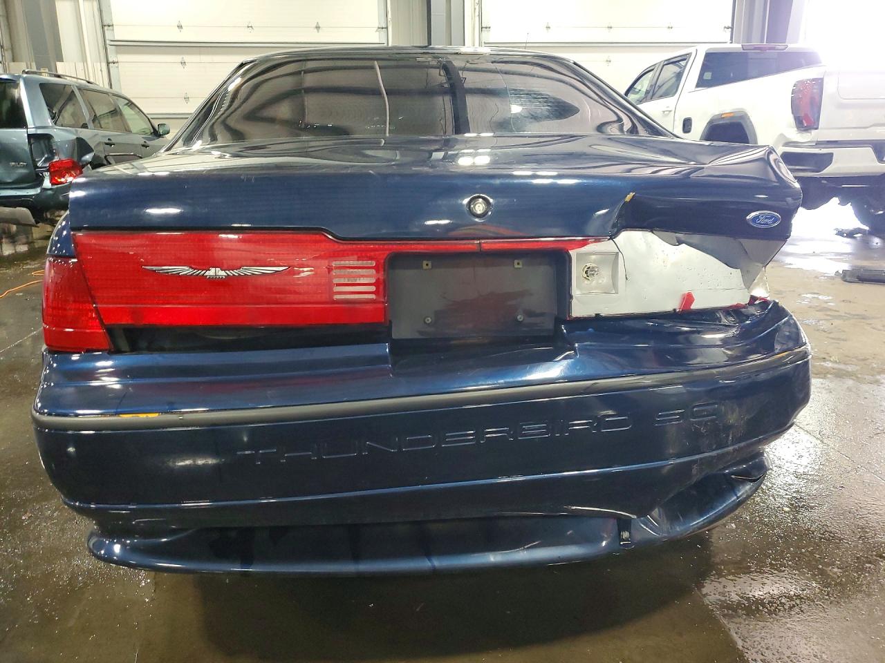 1990 Ford Thunderbird Super Coupe Blue vin: 1FAPP64RXLH131633