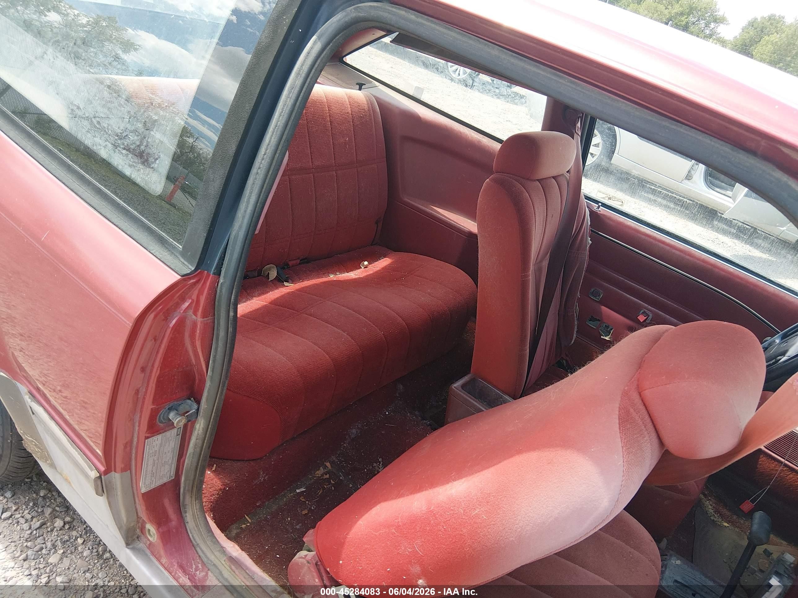 1990 Ford Escort Lx Red vin: 1FAPP9196LW172181