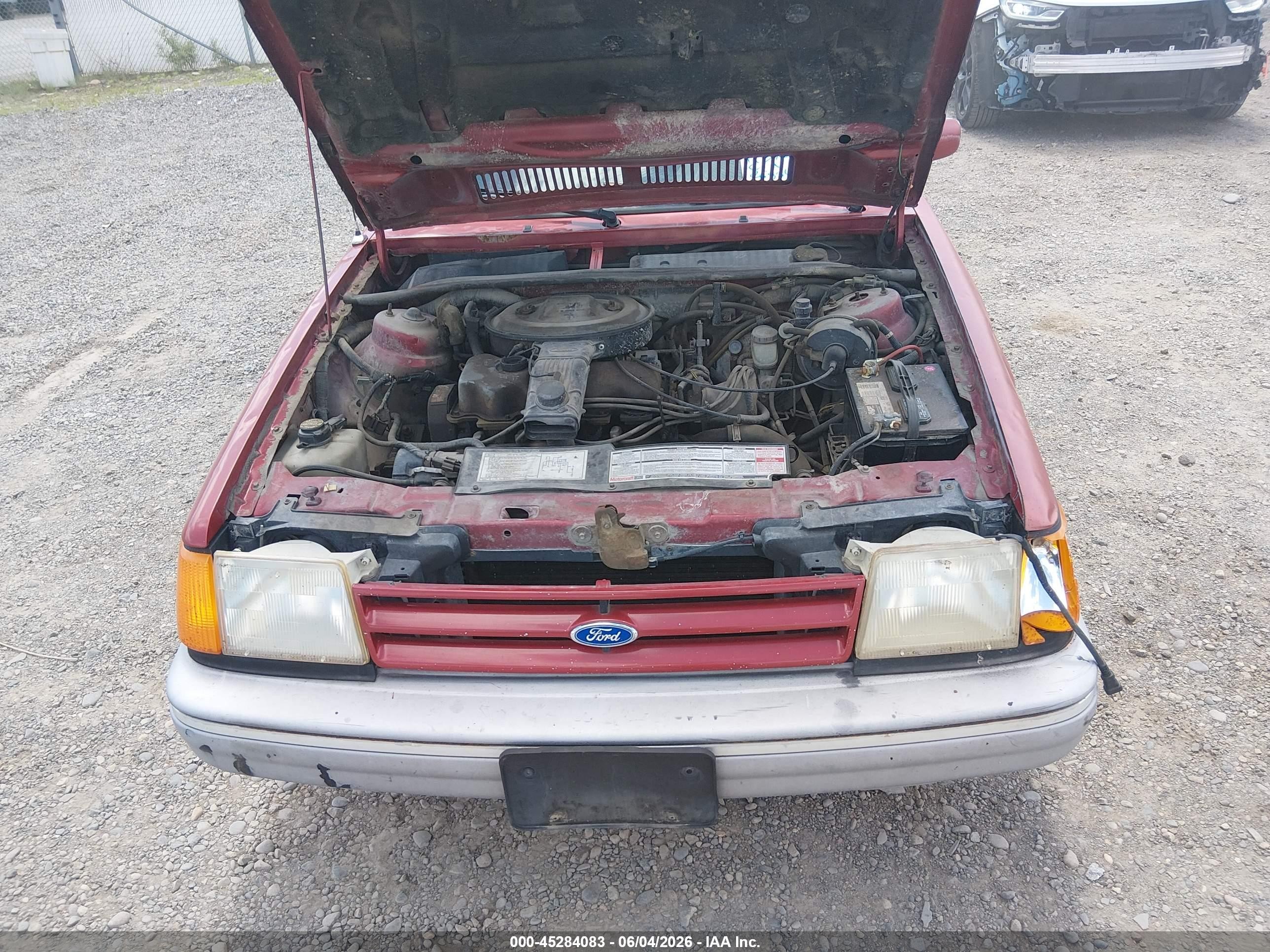 1990 Ford Escort Lx Red vin: 1FAPP9196LW172181