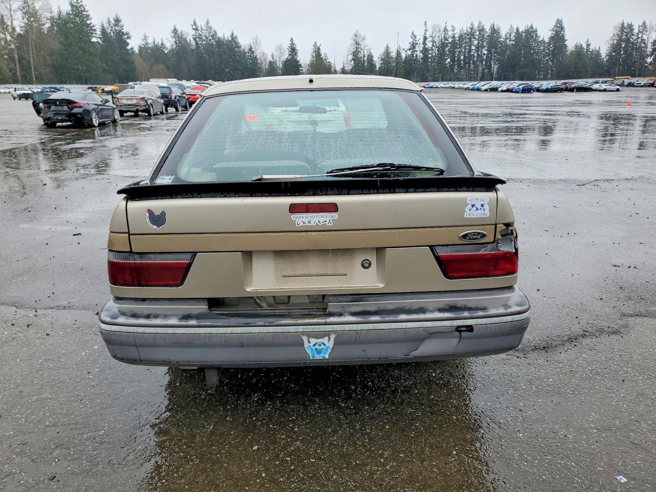 1989 Ford Escort Lx Tan vin: 1FAPP9595KW260180
