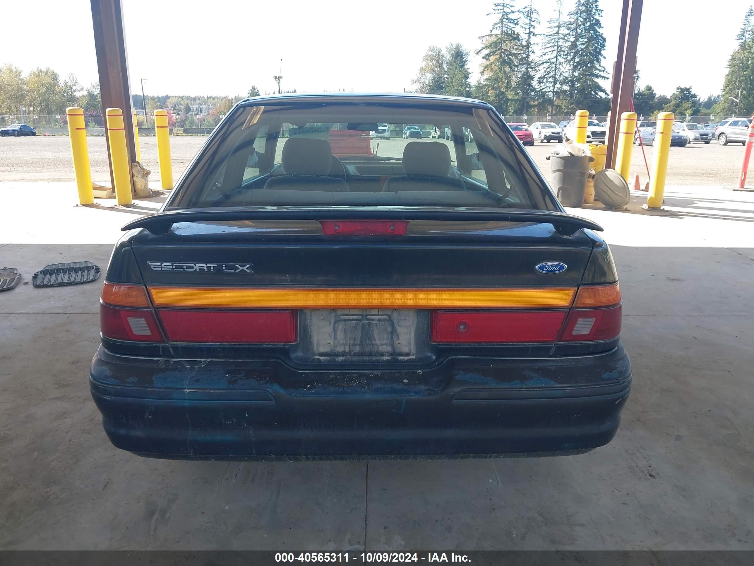 1994 Ford Escort Lx/sport Black vin: 1FARP11J7RW178309