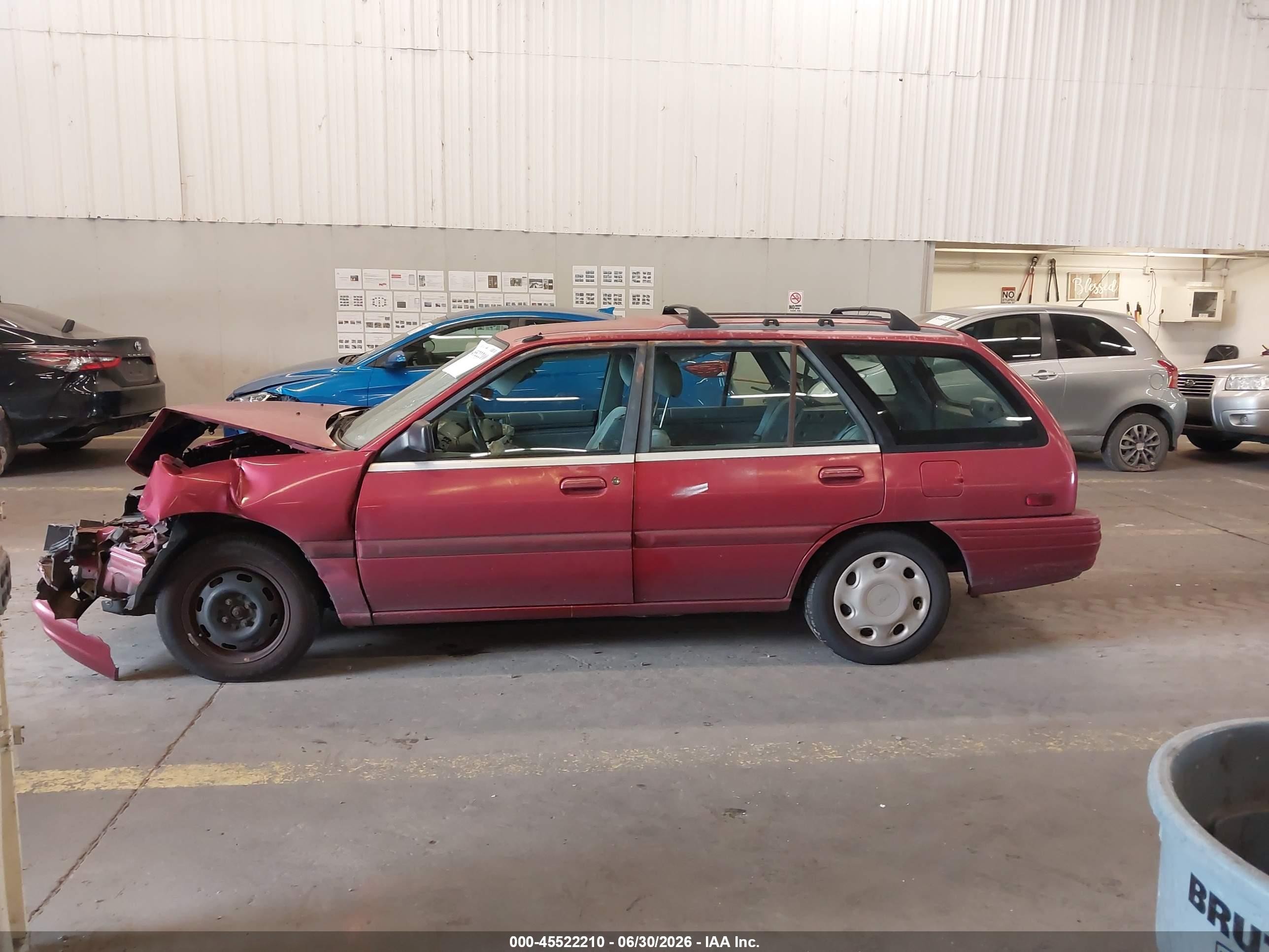 1994 Ford Escort Lx/sport Красный vin: 1FARP15J1RW188327