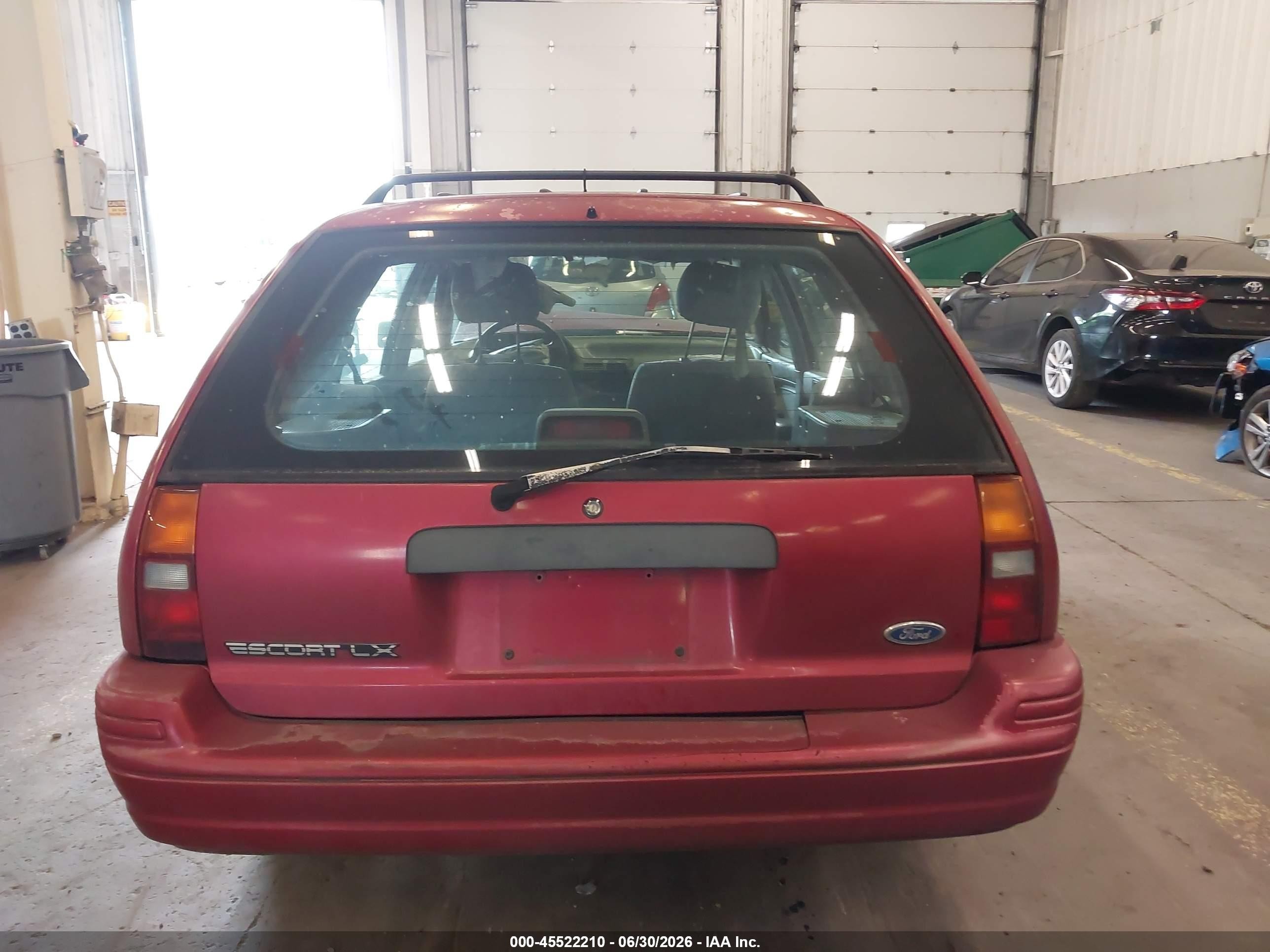 1994 Ford Escort Lx/sport Красный vin: 1FARP15J1RW188327