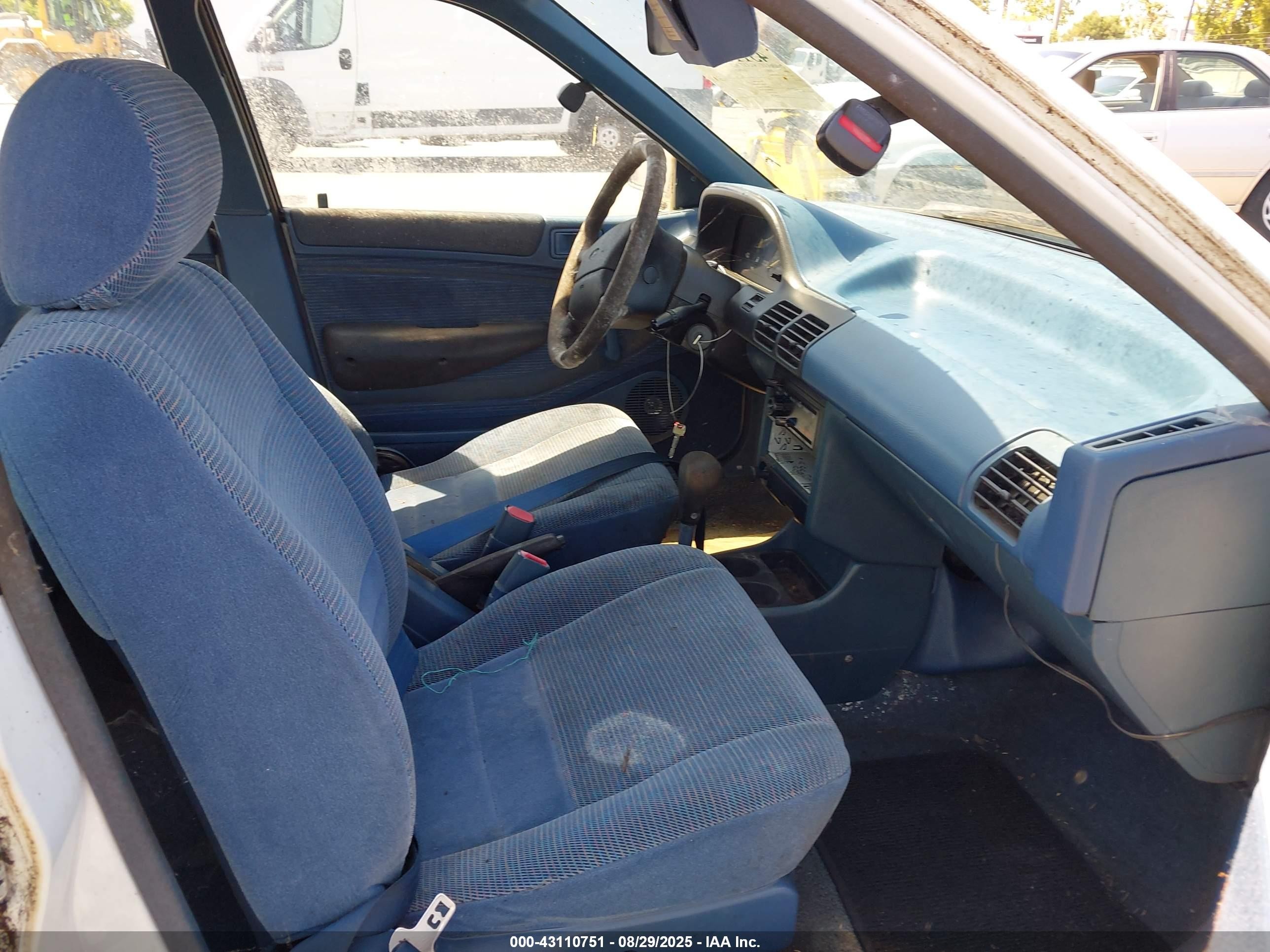 1994 Ford Escort Lx/sport White vin: 1FARP15J3RW195067