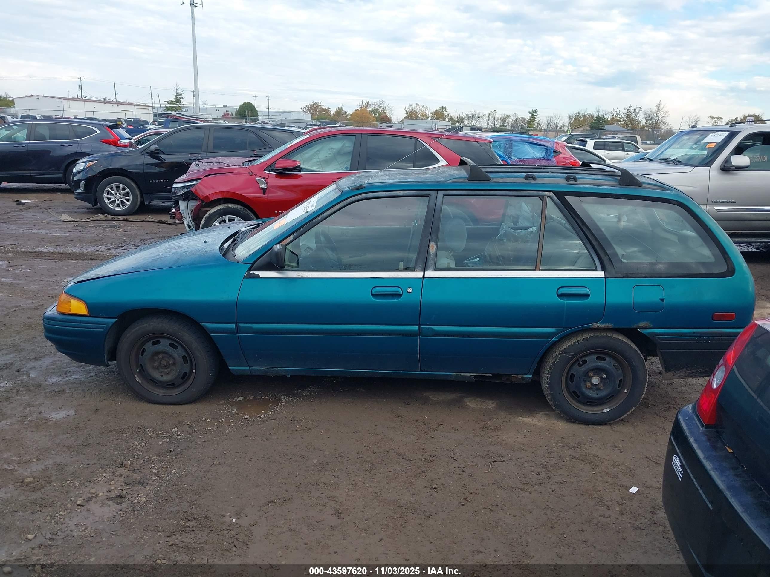 1994 Ford Escort Lx/sport Green vin: 1FARP15J3RW315417