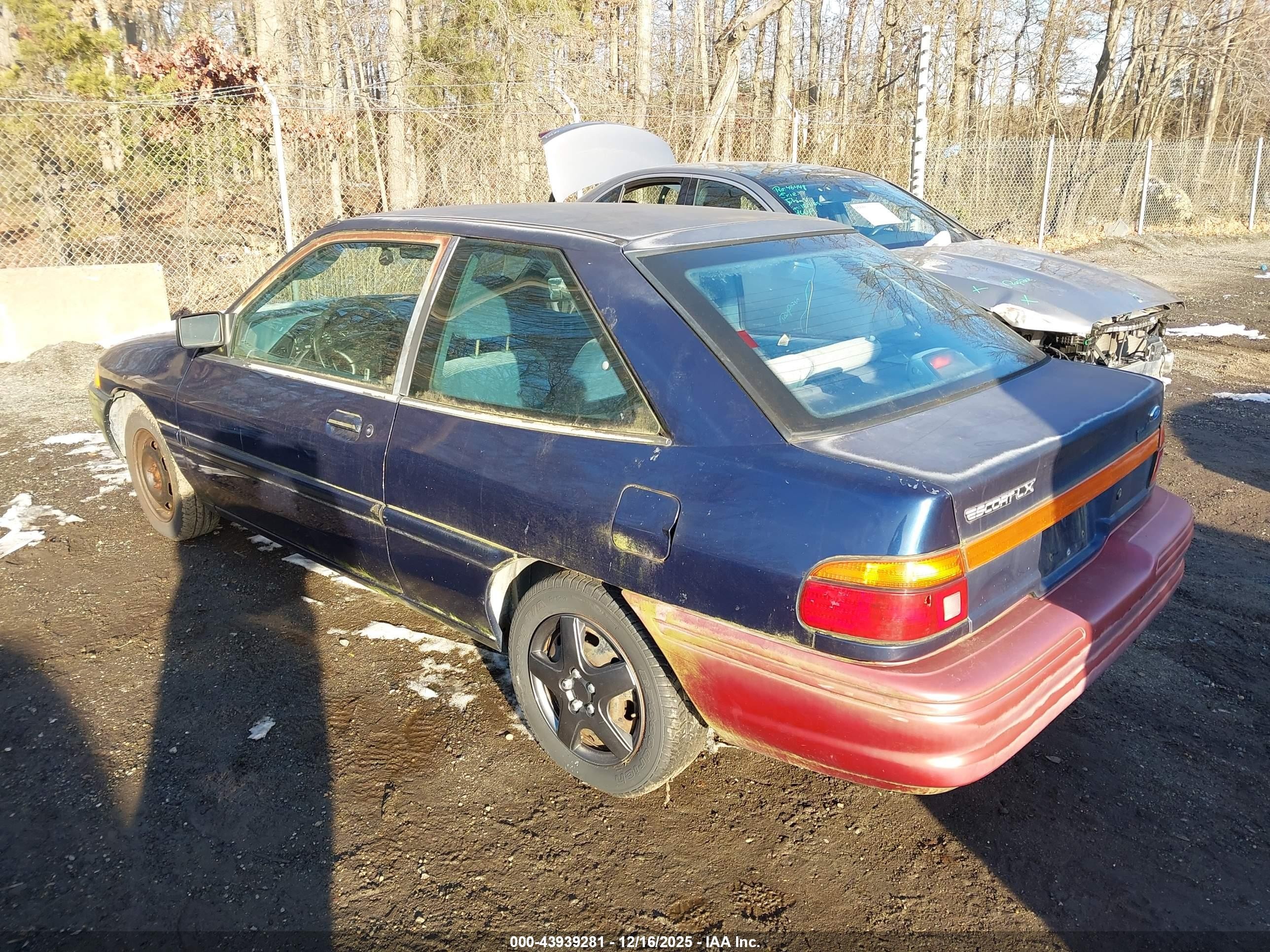 1995 Ford Escort Lx/sport Blue vin: 1FASP11J0SW152657