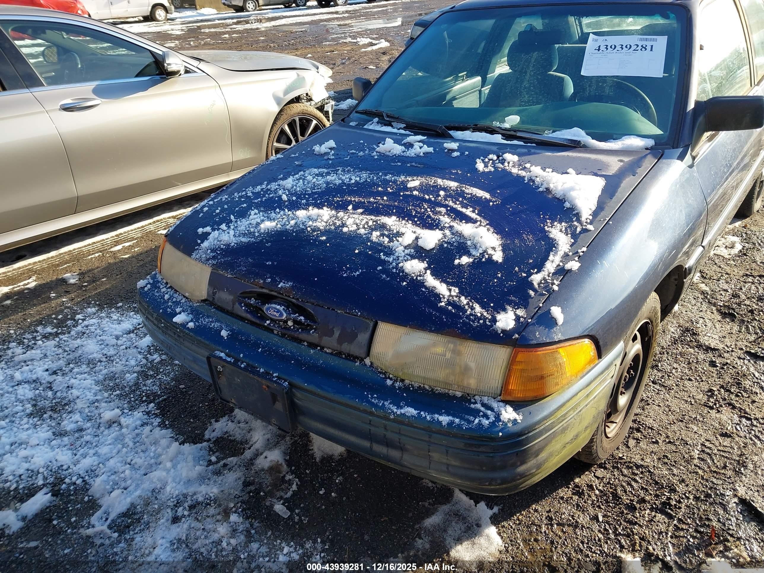 1995 Ford Escort Lx/sport Blue vin: 1FASP11J0SW152657