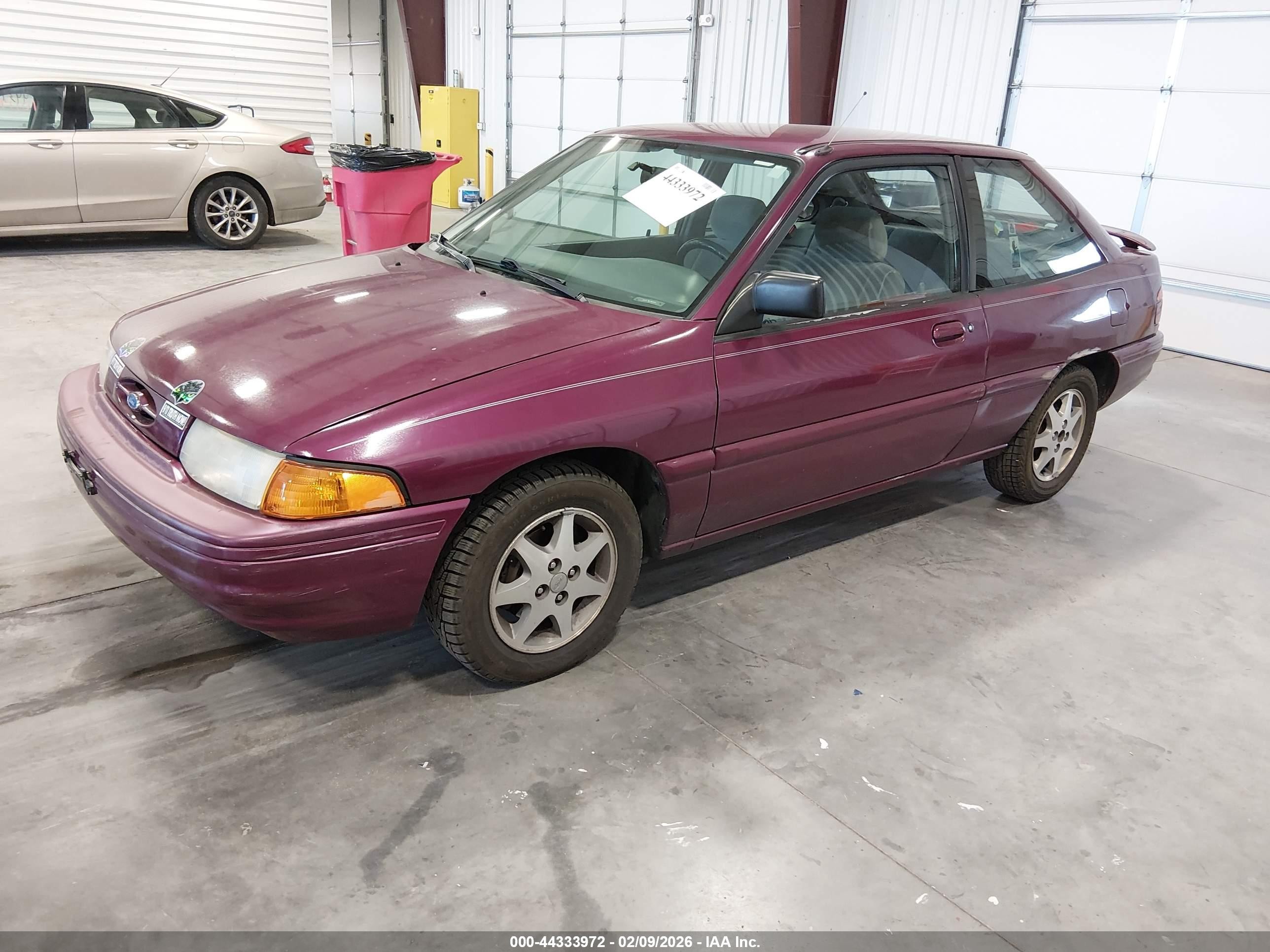 1995 Ford Escort Lx/sport Burgundy vin: 1FASP11J7SW261861