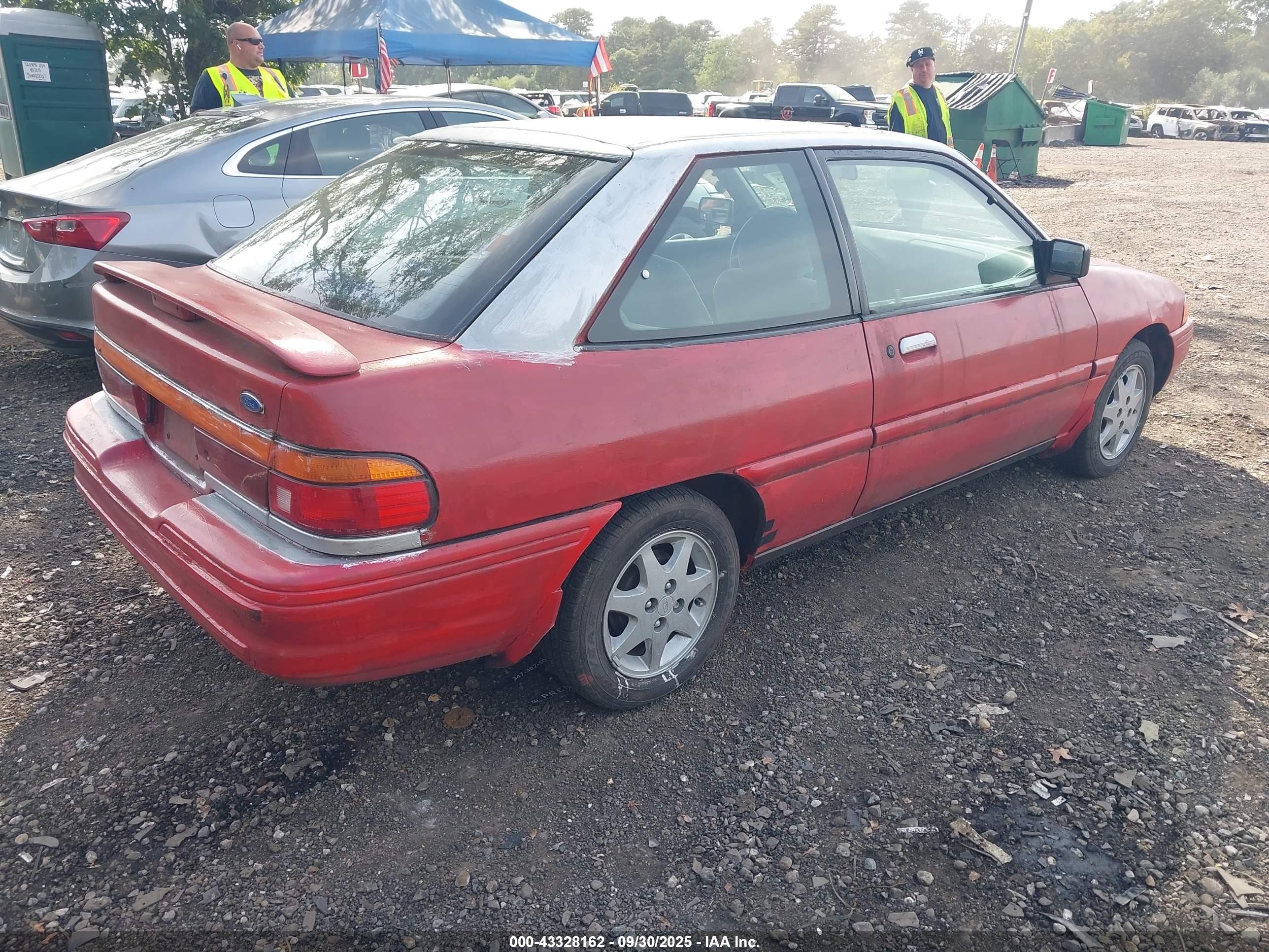 1995 Ford Escort Lx/sport Red vin: 1FASP11JXSW231950