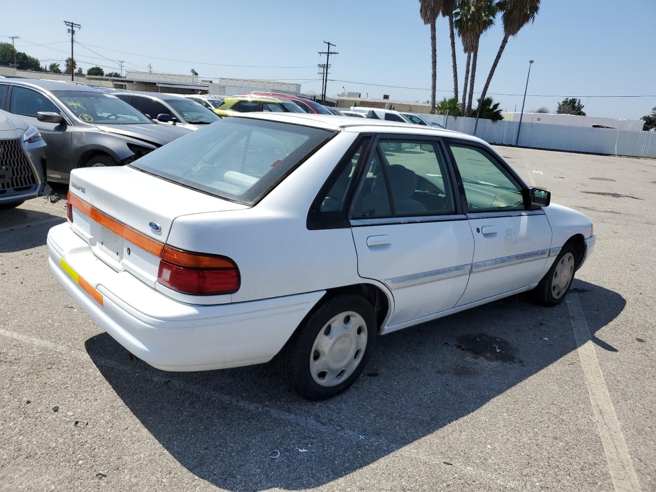 1995 Ford Escort Lx White vin: 1FASP14J6SW253312