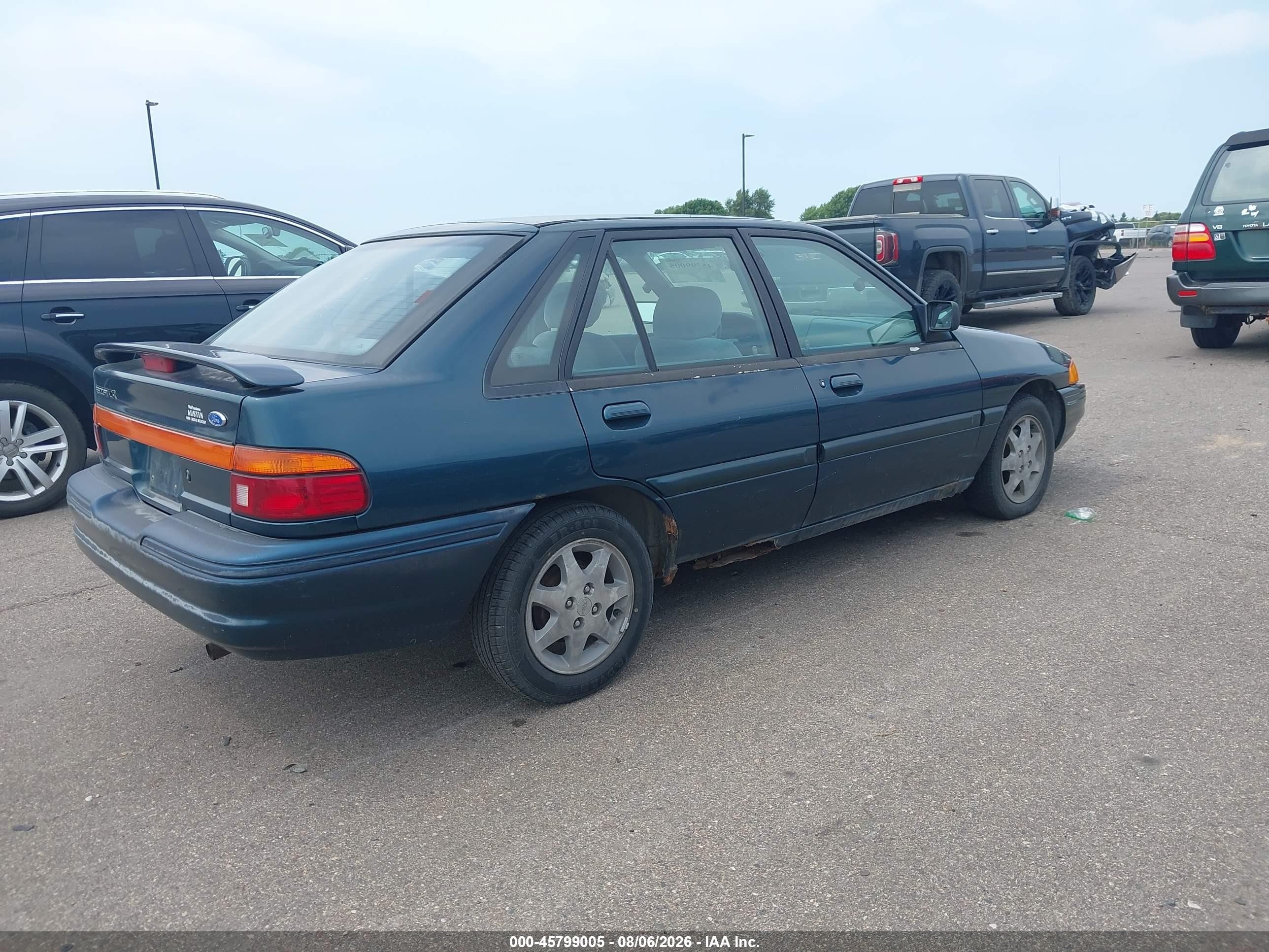 1996 Ford Escort Lx Green vin: 1FASP14J8TW135795