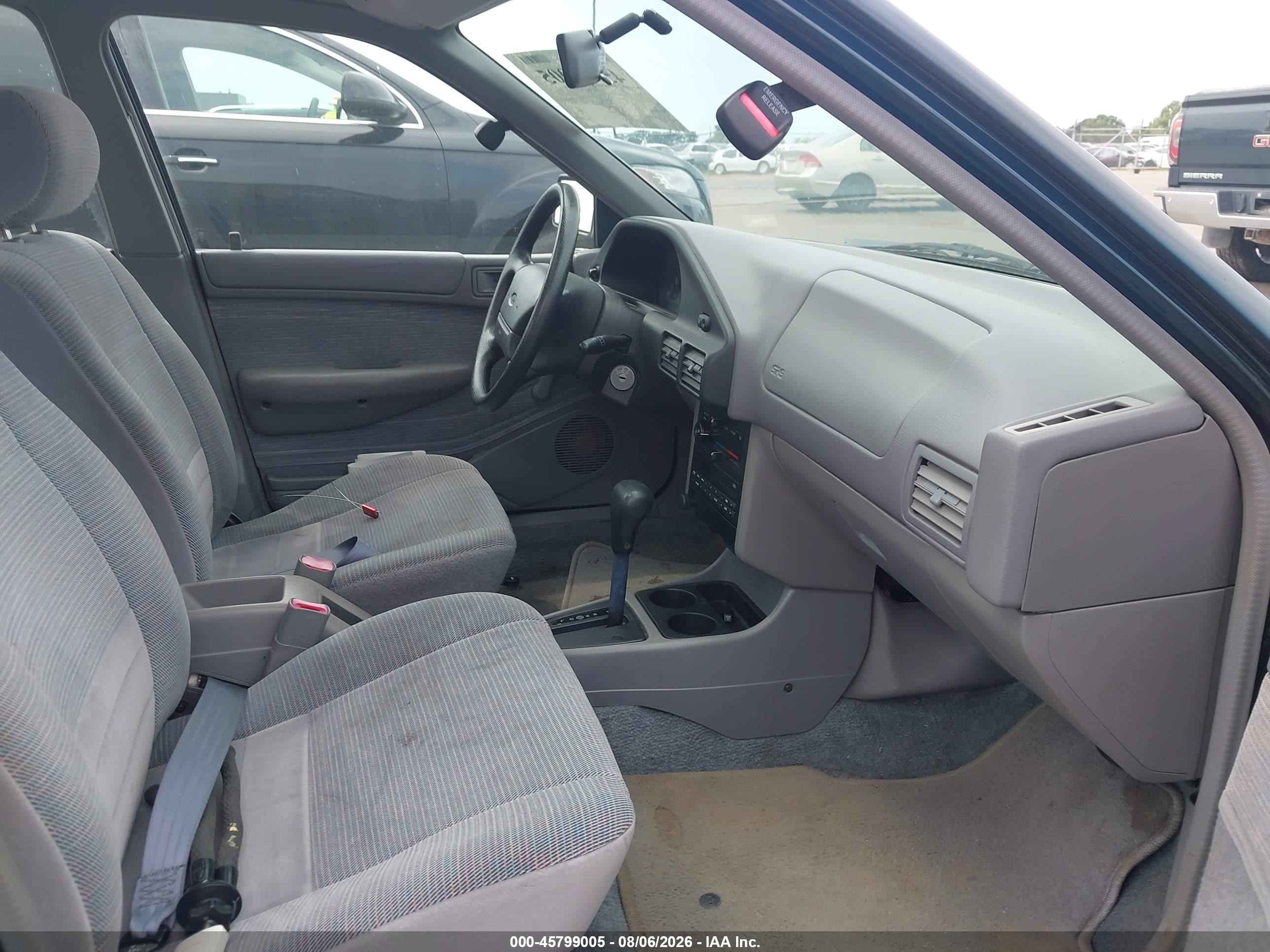 1996 Ford Escort Lx Green vin: 1FASP14J8TW135795