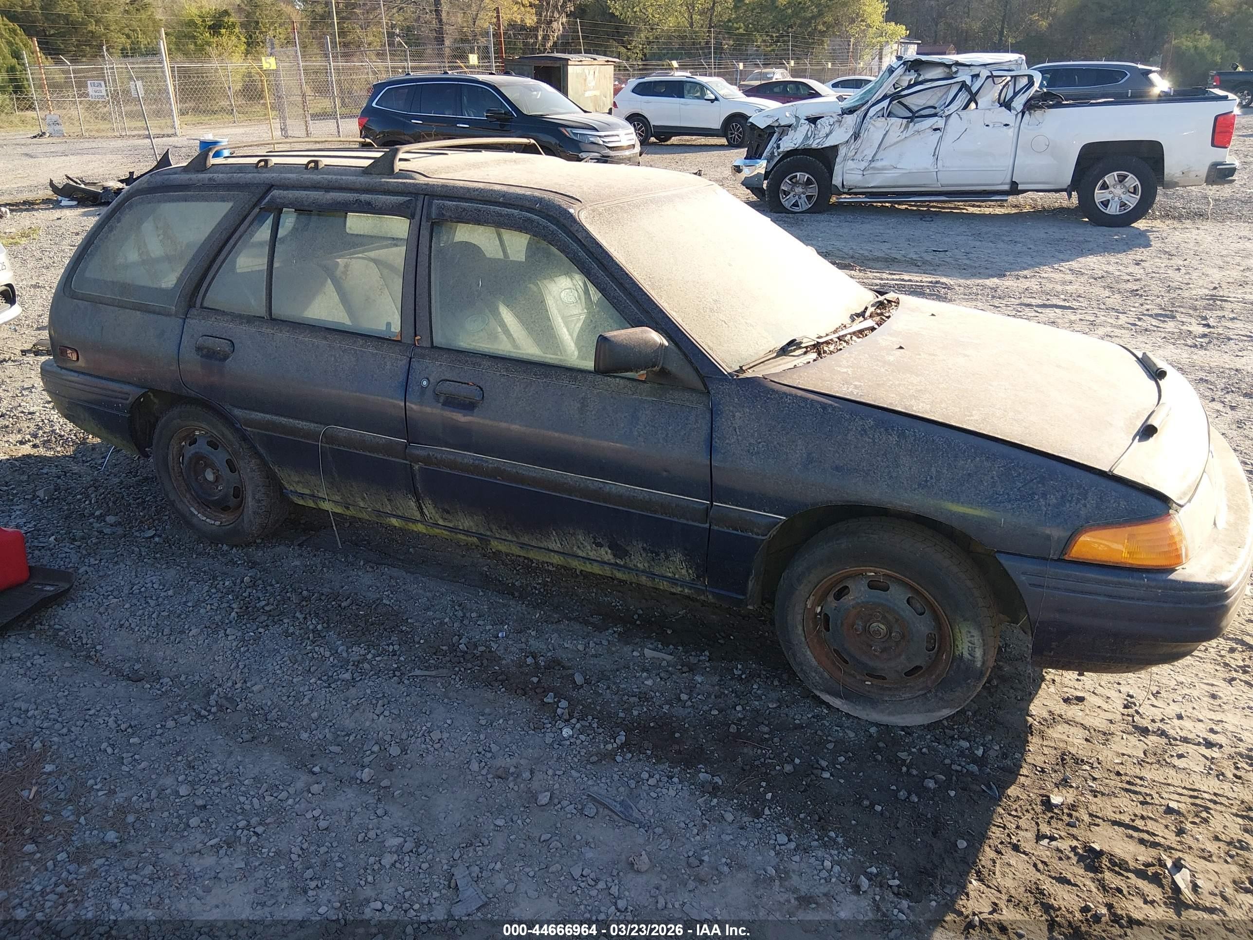 1995 Ford Escort Lx/sport Blue vin: 1FASP15J8SW390878
