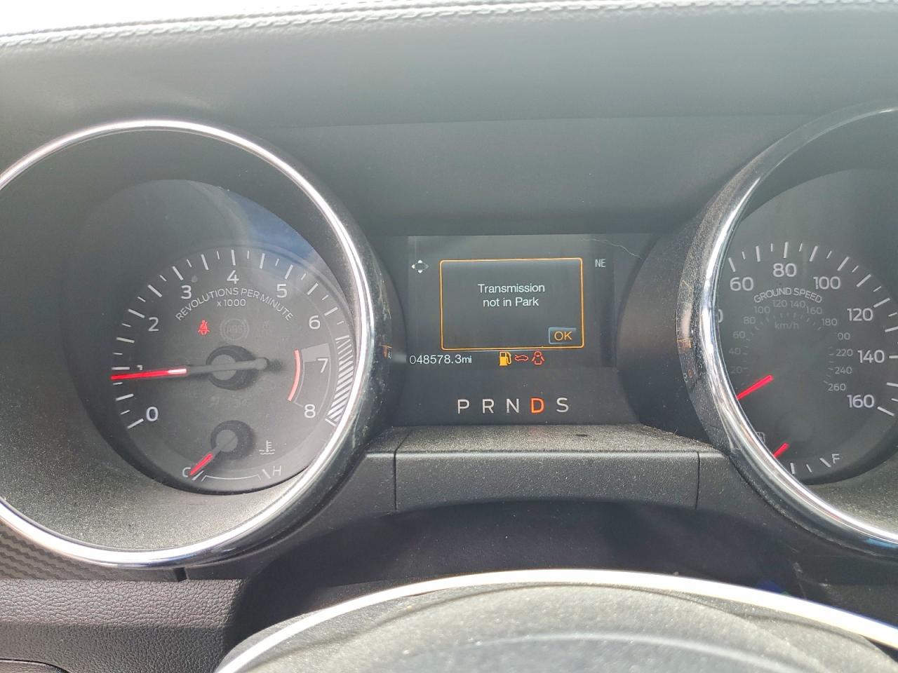 2015 Ford Mustang White vin: 1FATP8EM2F5359337