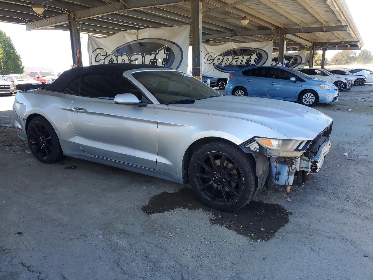 2015 Ford Mustang Silver vin: 1FATP8EM3F5359895