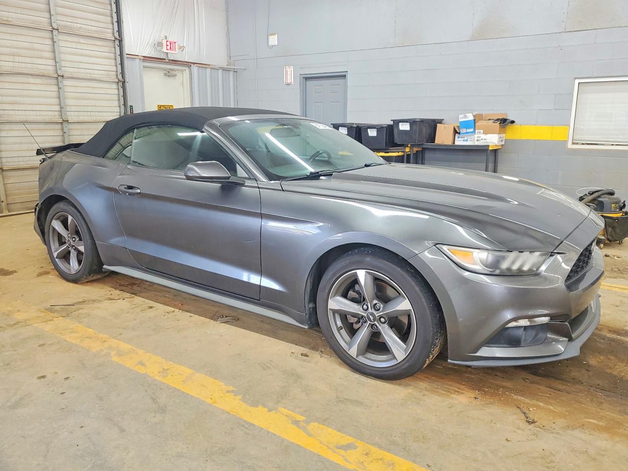 2015 Ford Mustang Gray vin: 1FATP8EM3F5402650