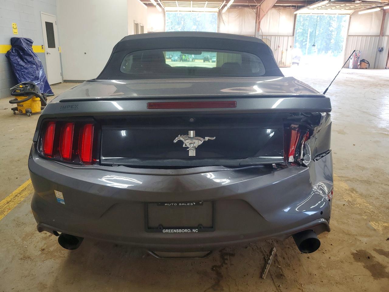 2015 Ford Mustang Gray vin: 1FATP8EM3F5402650
