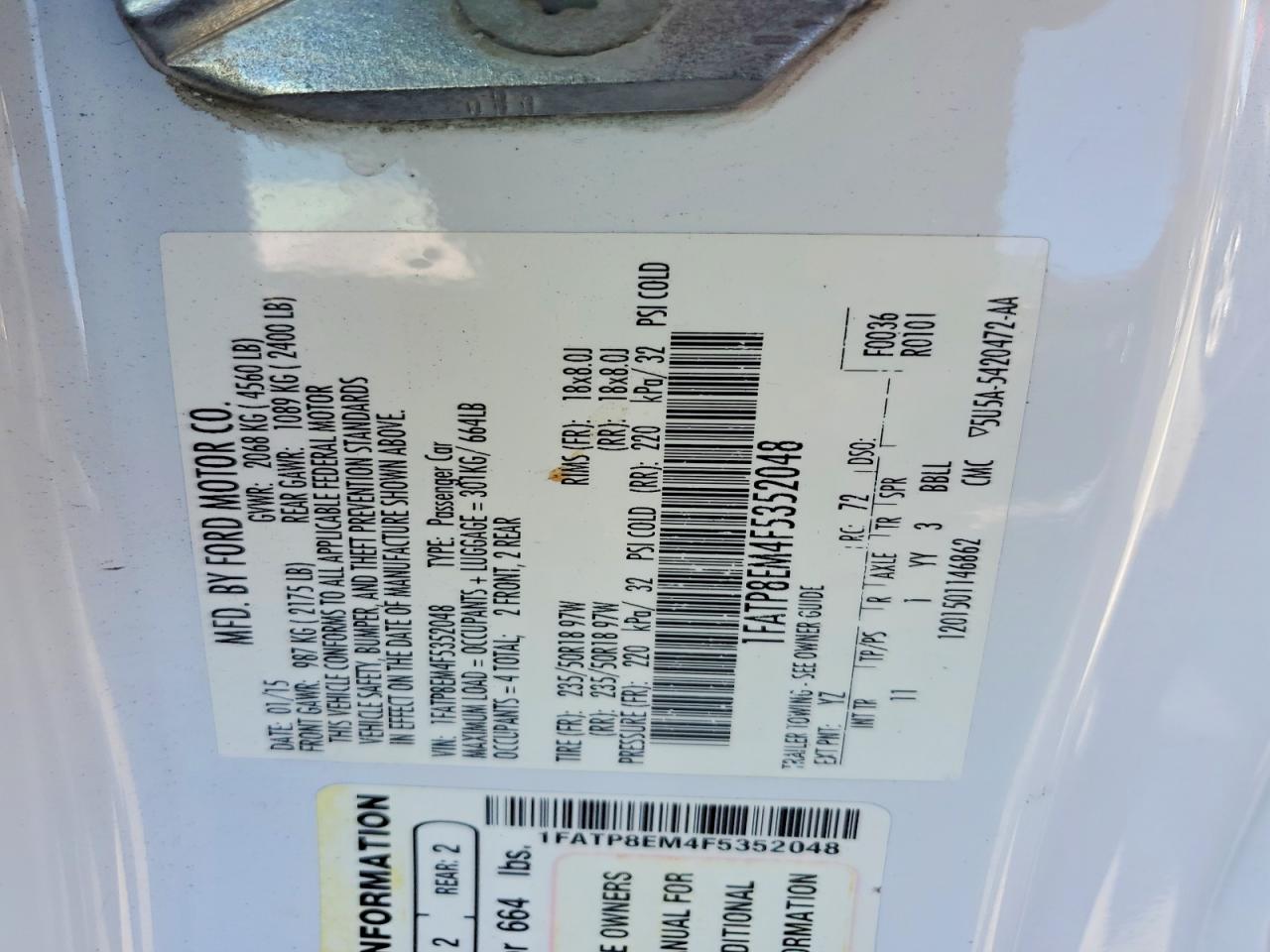 2015 Ford Mustang White vin: 1FATP8EM4F5352048