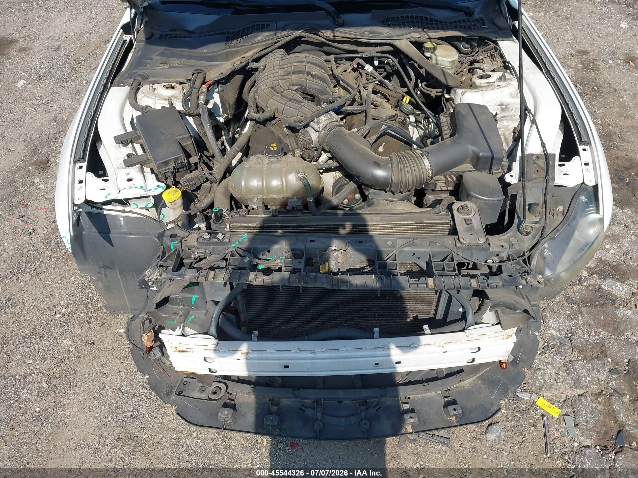 2015 Ford Mustang V6 White vin: 1FATP8EM5F5356237