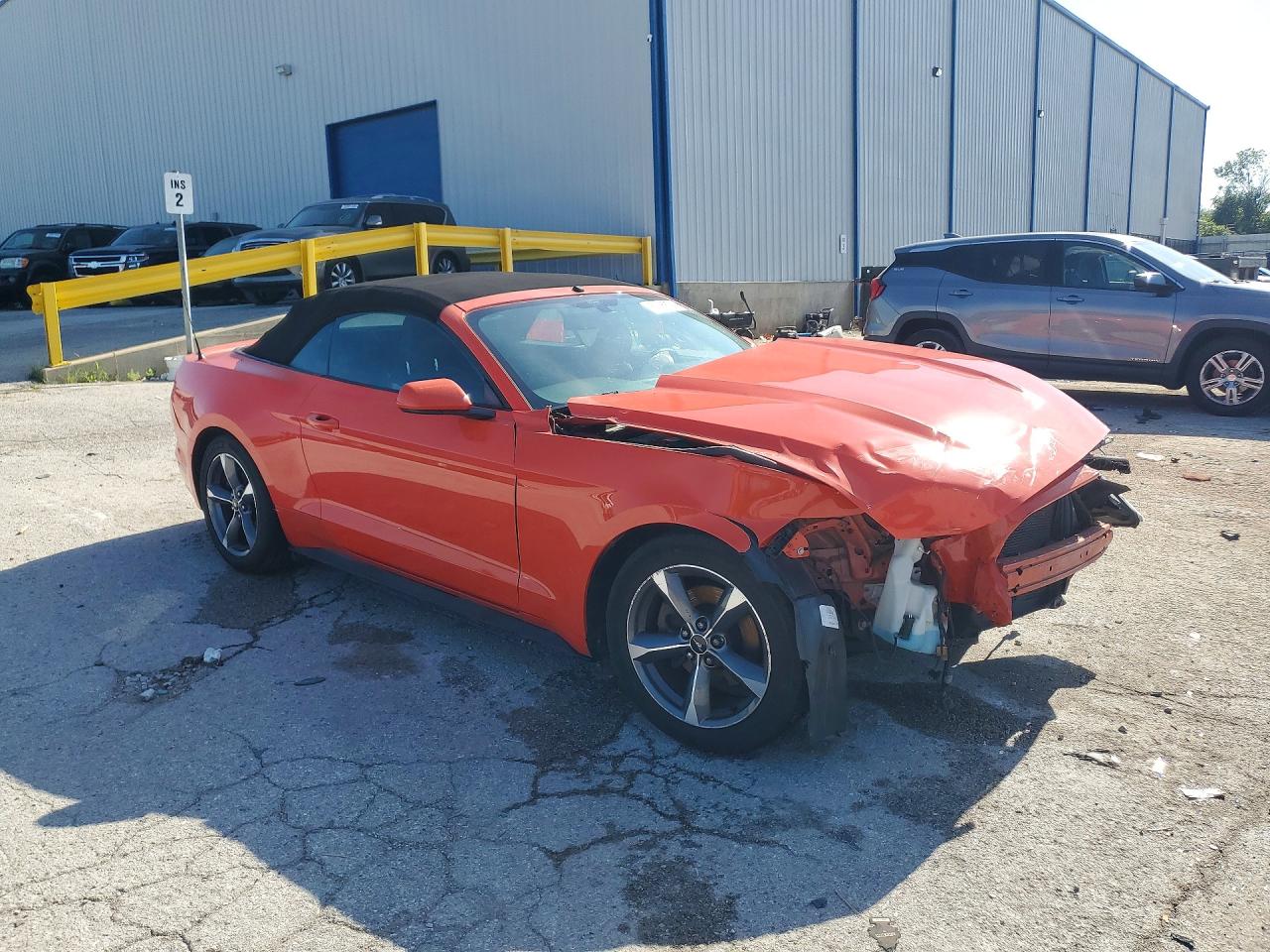 2015 Ford Mustang Orange vin: 1FATP8EM5F5390520