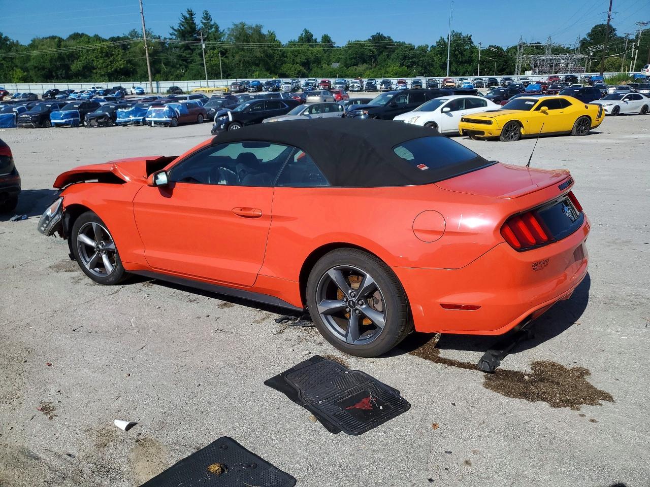2015 Ford Mustang Orange vin: 1FATP8EM5F5390520