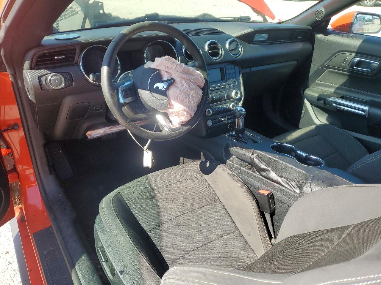 2015 Ford Mustang Orange vin: 1FATP8EM5F5390520