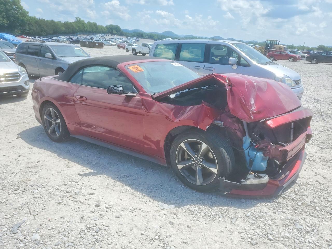 2015 Ford Mustang Red vin: 1FATP8EM5F5429185