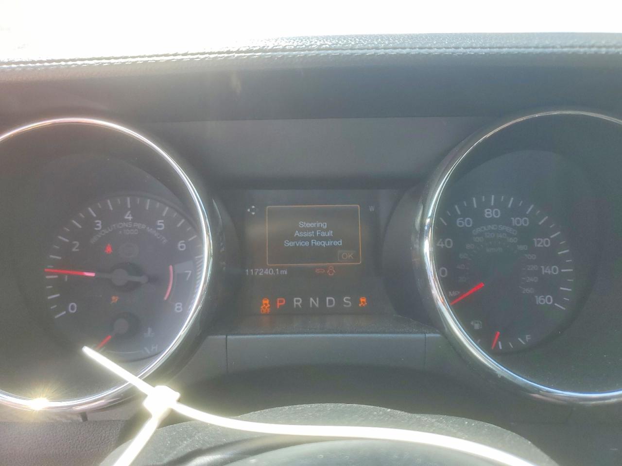 2015 Ford Mustang Red vin: 1FATP8EM5F5429185