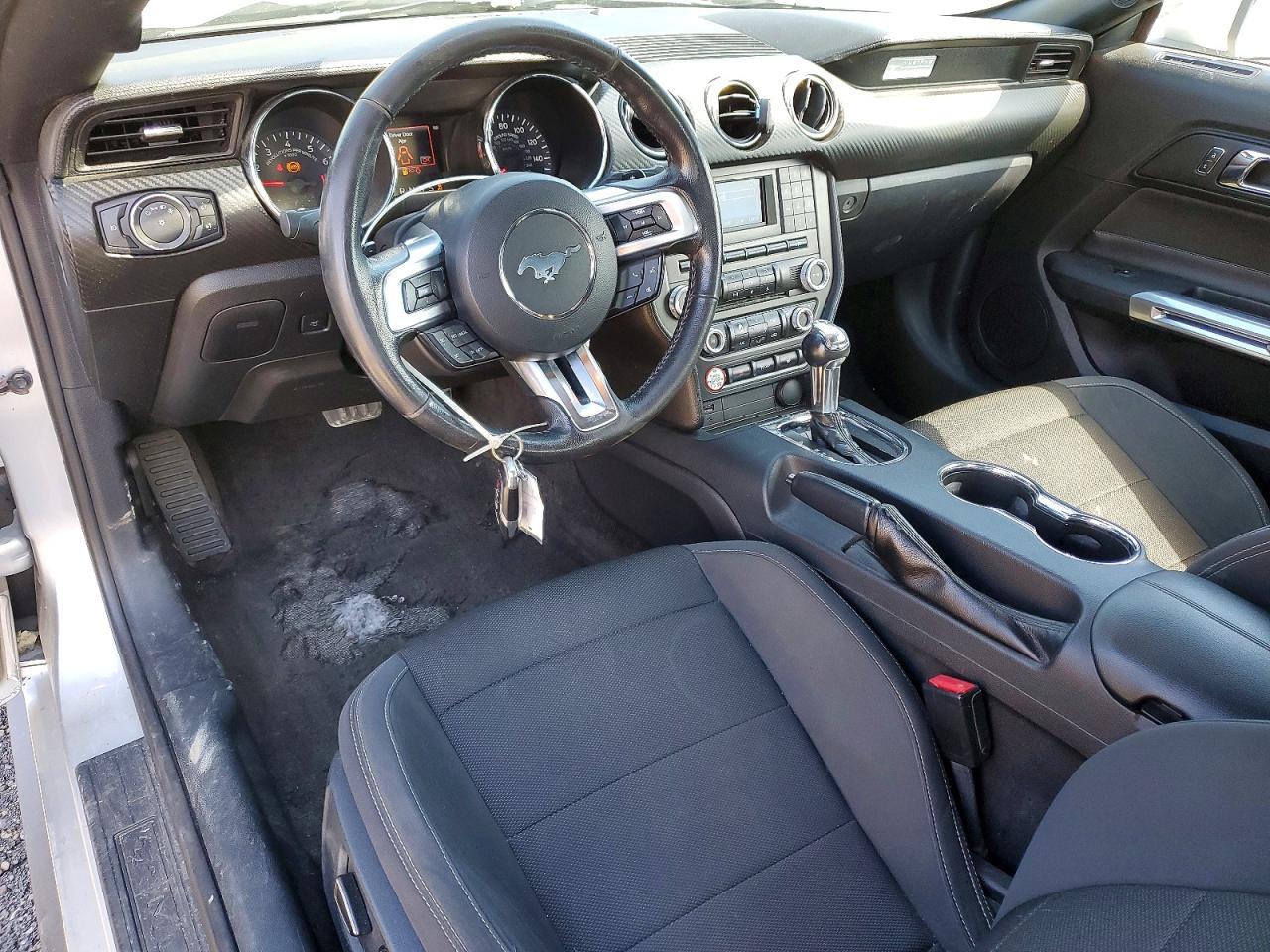 2015 Ford Mustang Silver vin: 1FATP8EM6F5330536