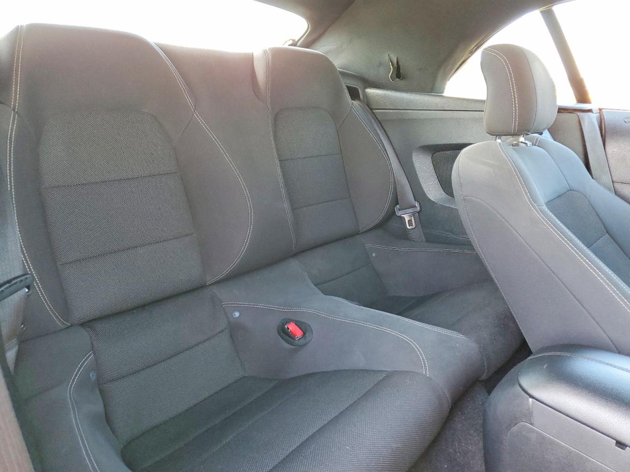 2015 Ford Mustang Silver vin: 1FATP8EM6F5330536