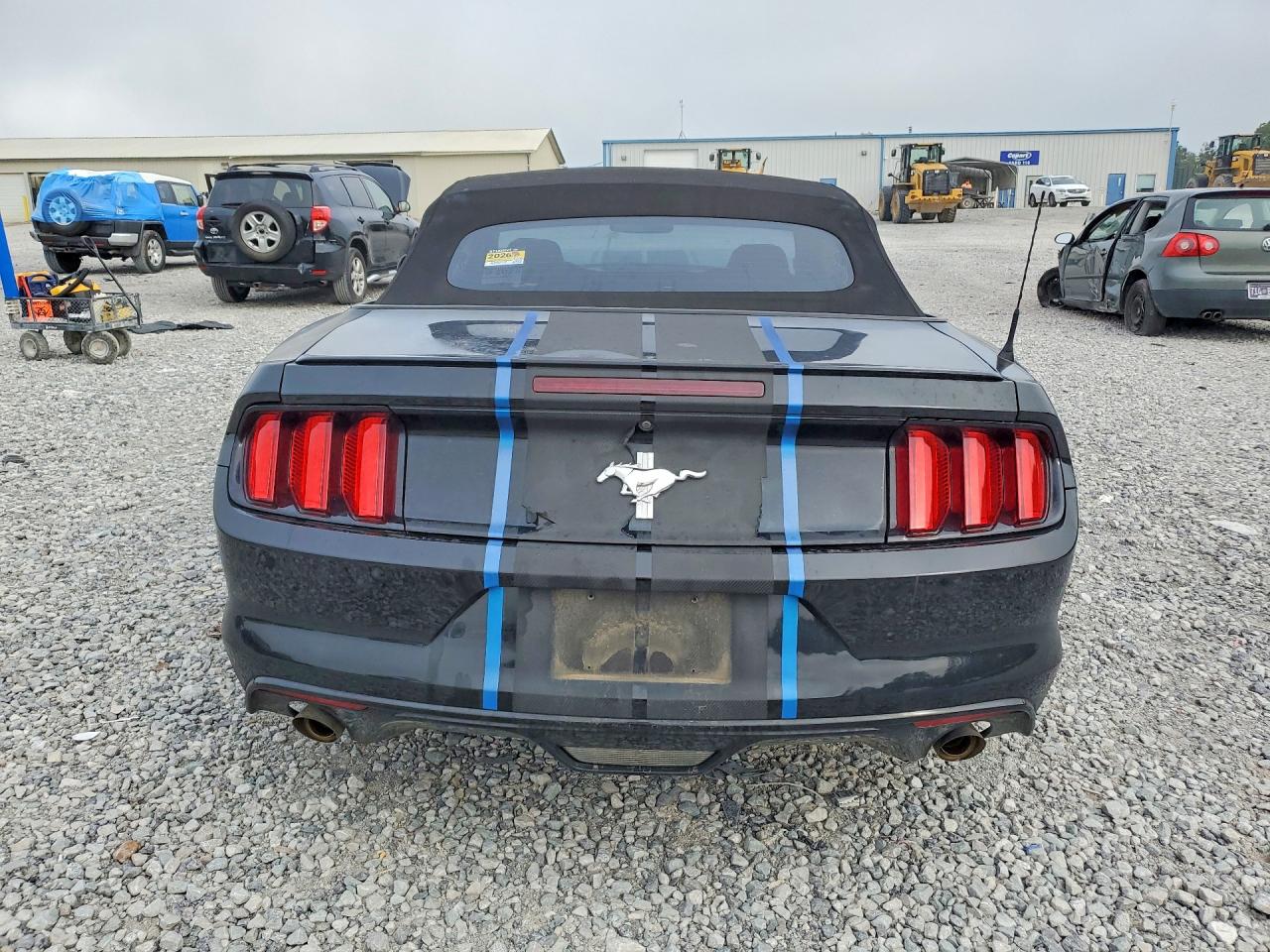 2015 Ford Mustang Черный vin: 1FATP8EM6F5333128